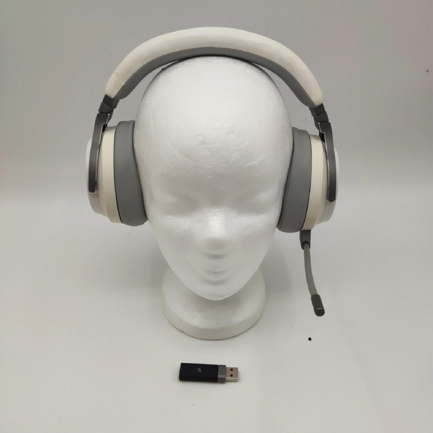 CORSAIR VIRTUOSO RGB WIRELESS High Fidelity Gaming Headset   7.1 Surrou - Defekt