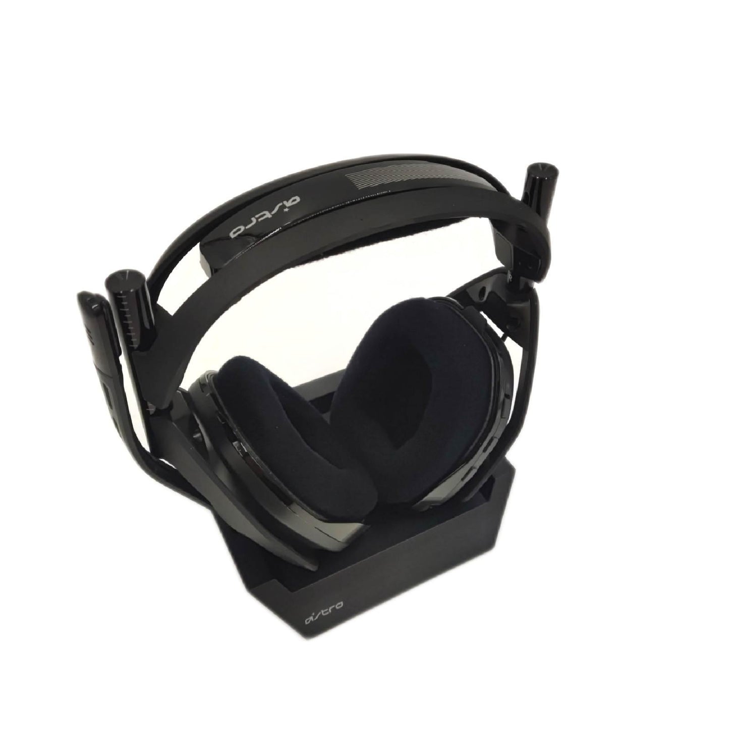 ASTRO A50 Wireless Gaming Headset Ladestation sichtbare Gebrauchsspuren Spielekonsole Soundkulisse Wireless