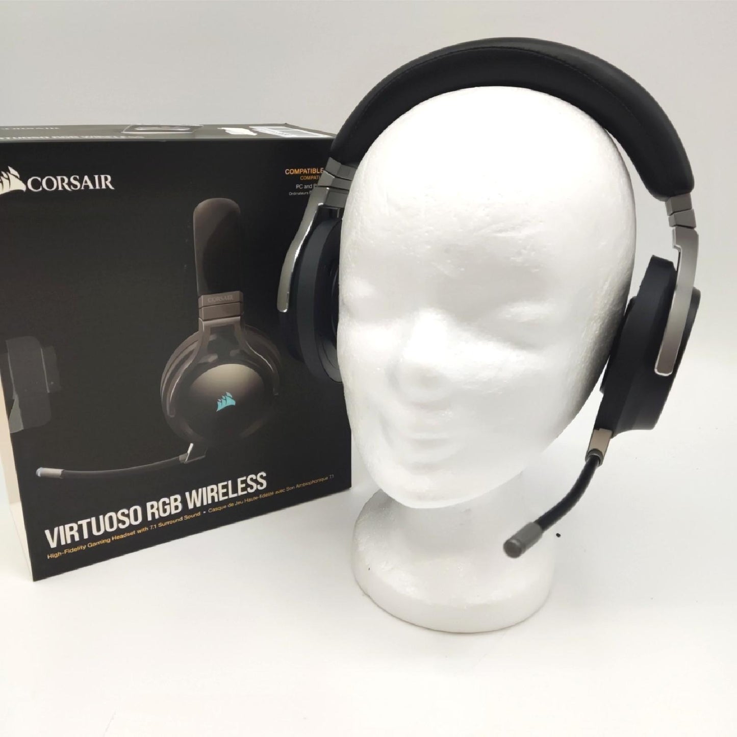 Corsair Virtuoso RGB Wireless Gaming Headset 7 1 Surround Gebrauchsspuren ohne Ohrpol
