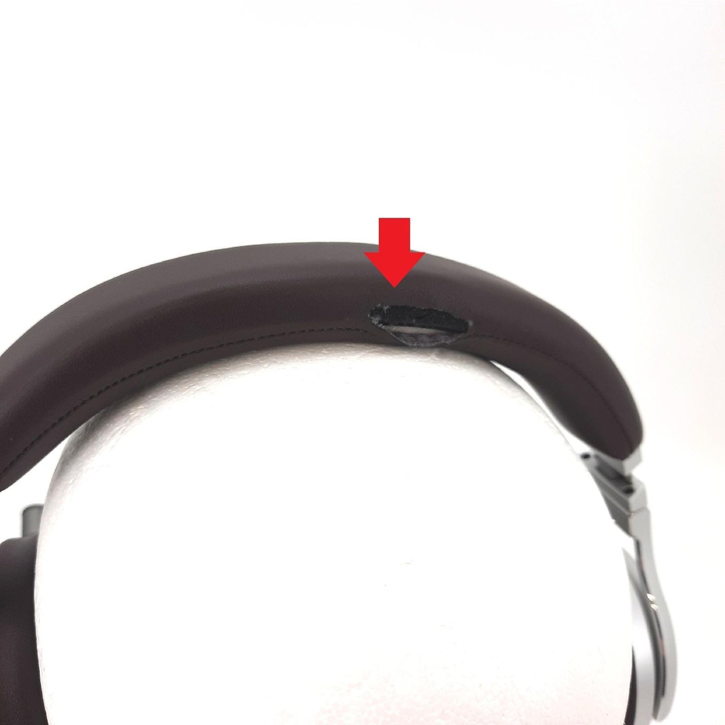Corsair Virtuoso RGB Wireless SE Hi Fi Gaming Headset ohne Zubehör Kopfbügel beschädigt nur