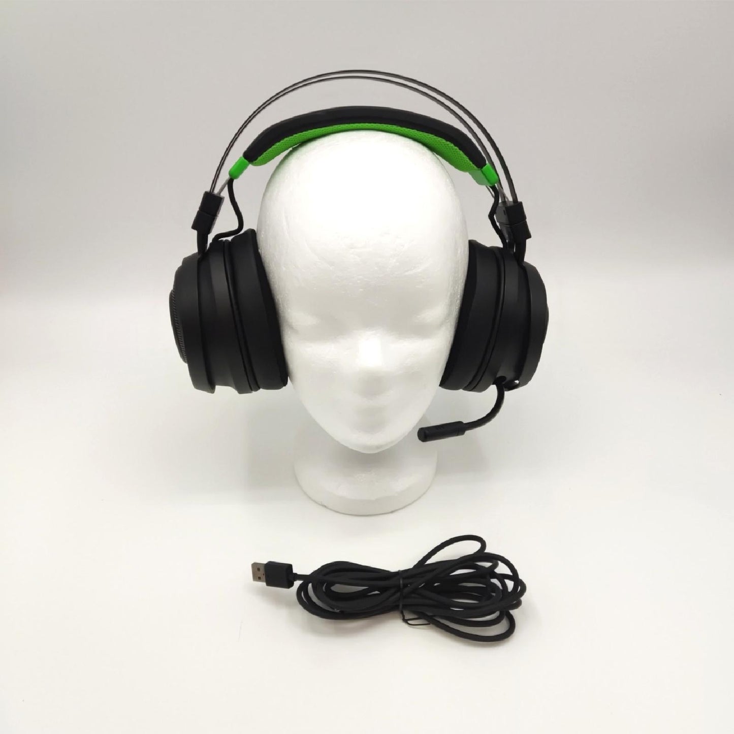 Razer Gaming Kopfhörer THX Spatial Audio Xbox One Kabellos HyperSense Ultimative Flimmerfrei Sound Gaming-Erlebnis