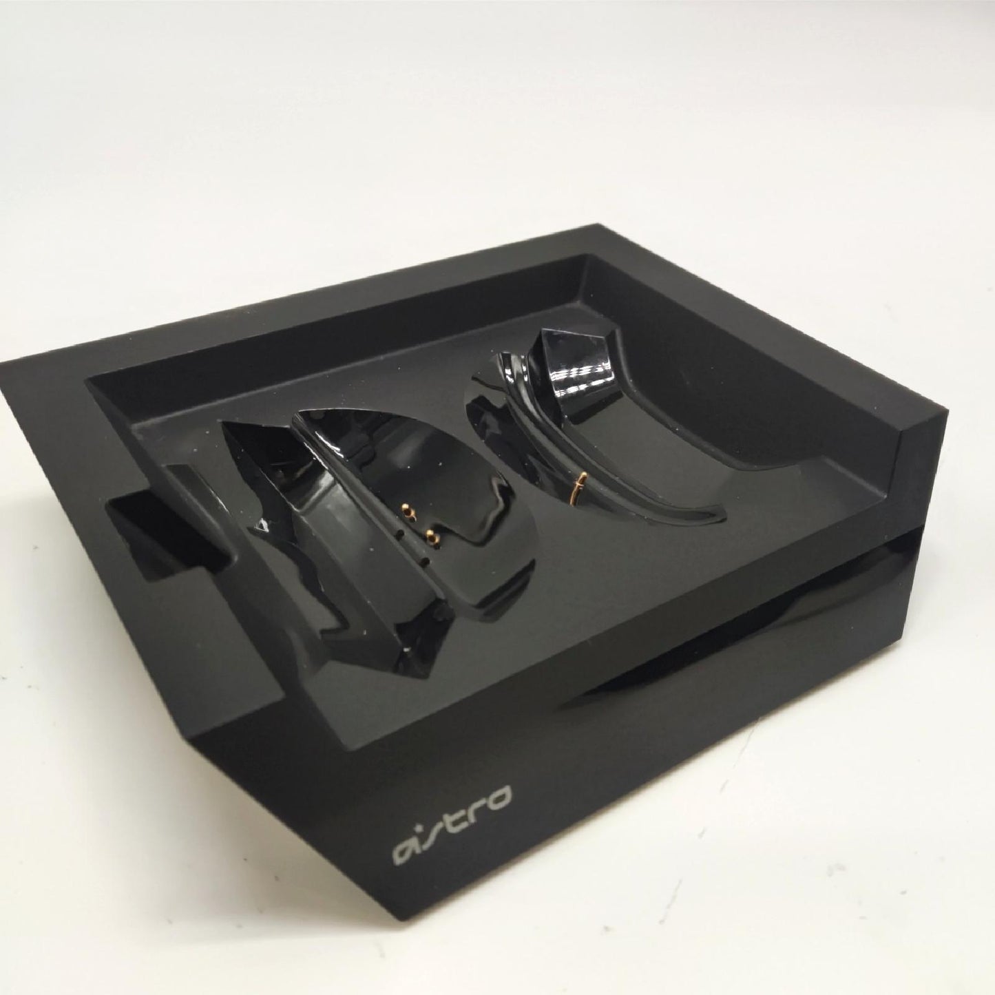 ASTRO A50 Wireless Gaming Headset Ladestation Defekt Kopplung nicht möglich