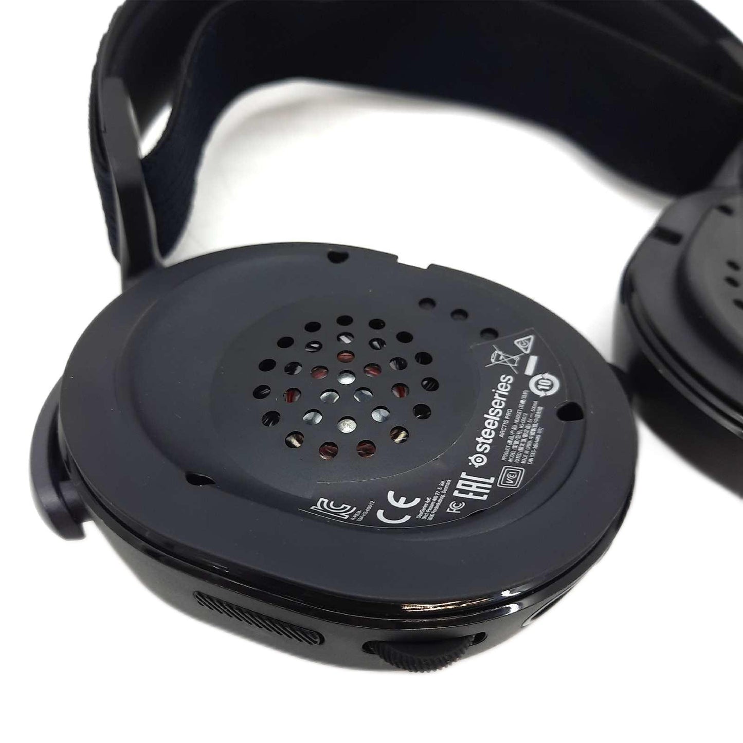 SteelSeries Arctis Pro High Fidelity Gaming Headset Ohrpolster fehlen Gebrauchsspuren