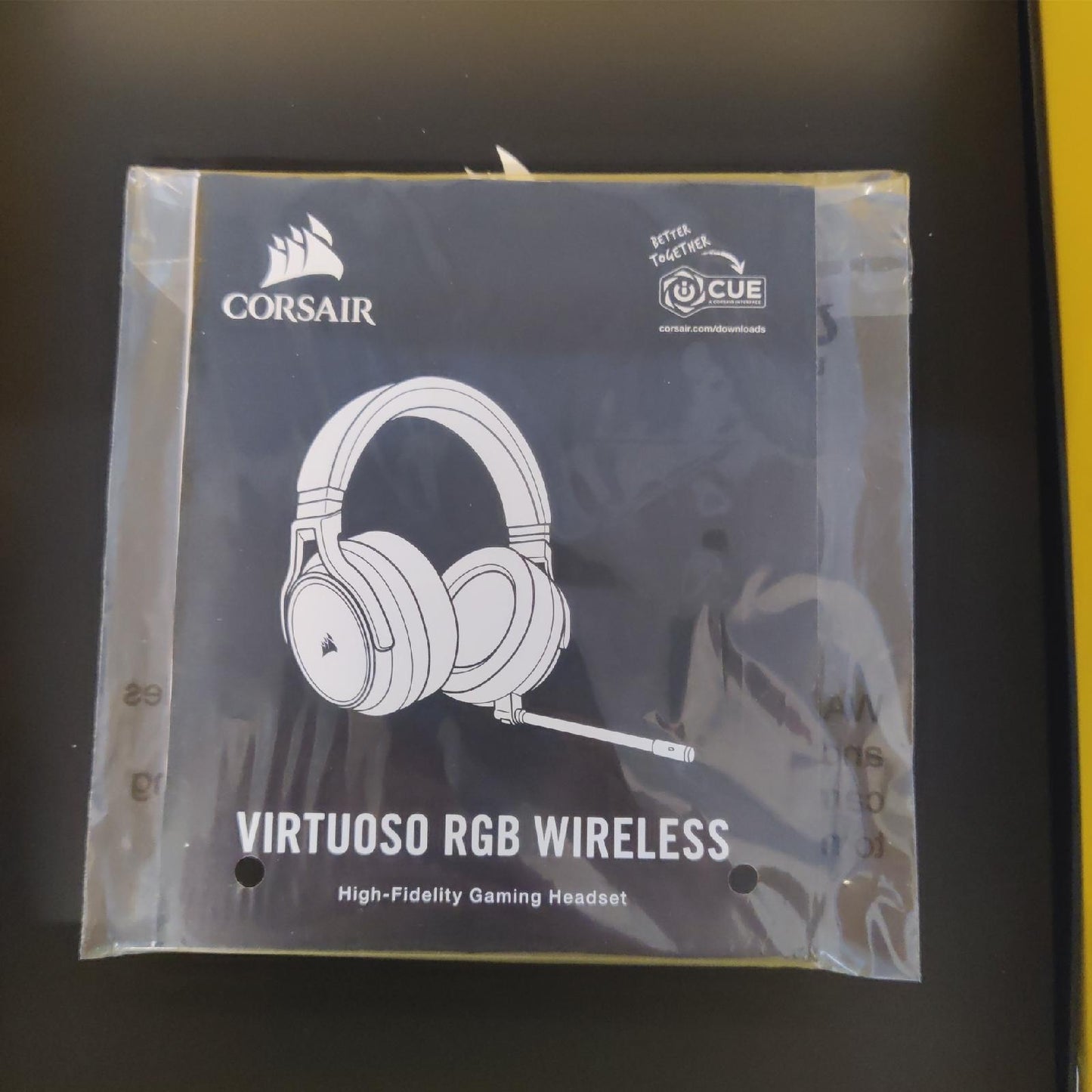 CORSAIR VIRTUOSO RGB WIRELESS Gaming Headset 7.1 Sound Luxus