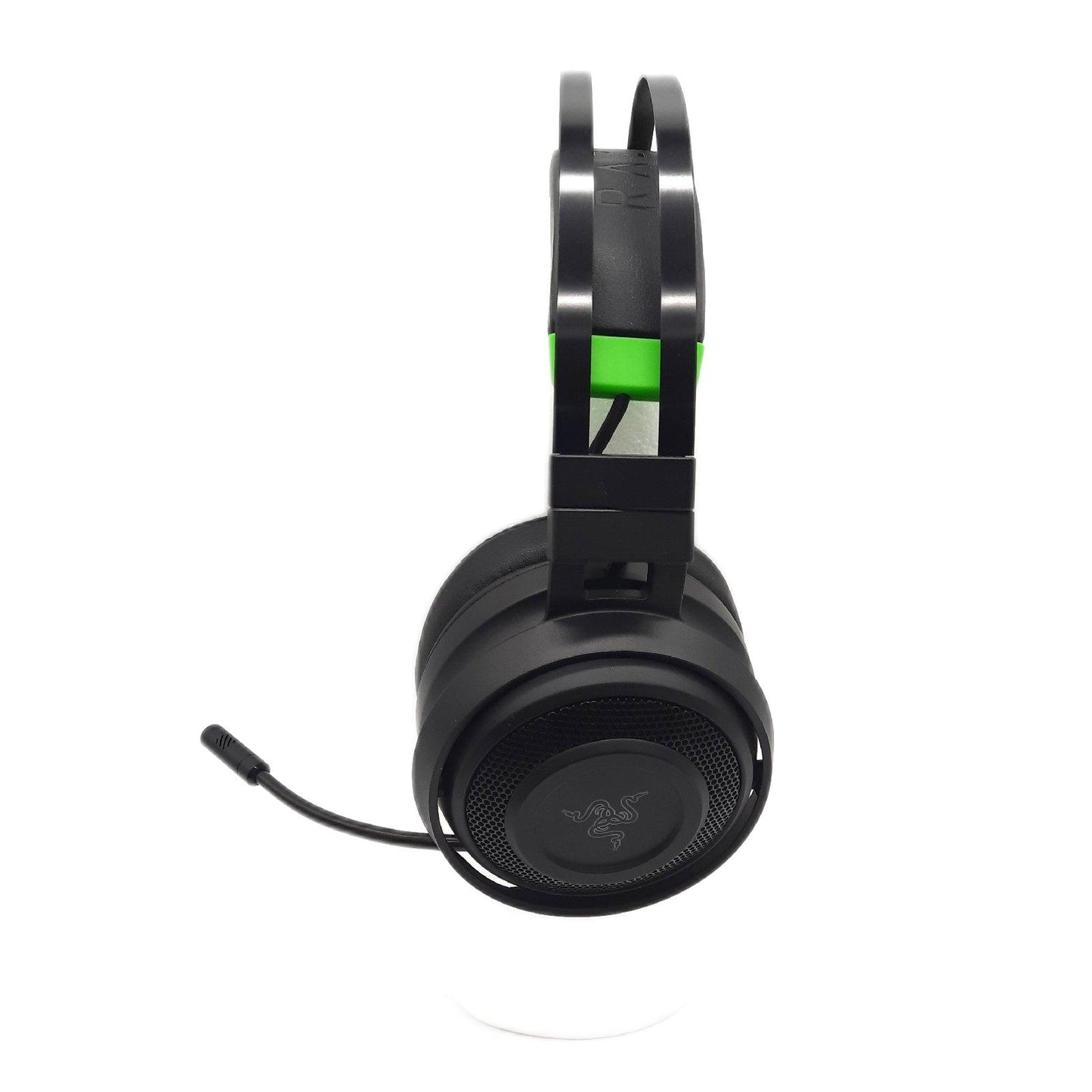 Razer Nari Ultimate for Xbox One  Kabellose Gaming HyperSense Kopfhöre - Defekt