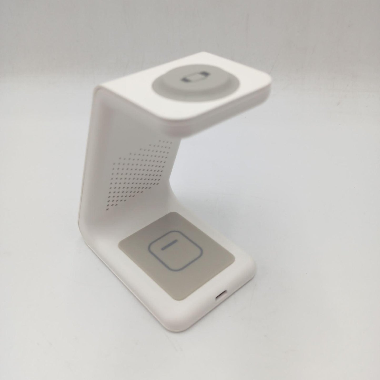 Caricatore Wireless 3in1 Ladebasis iPhone Apple Watch Airpods gebraucht ohne Kabel Netz