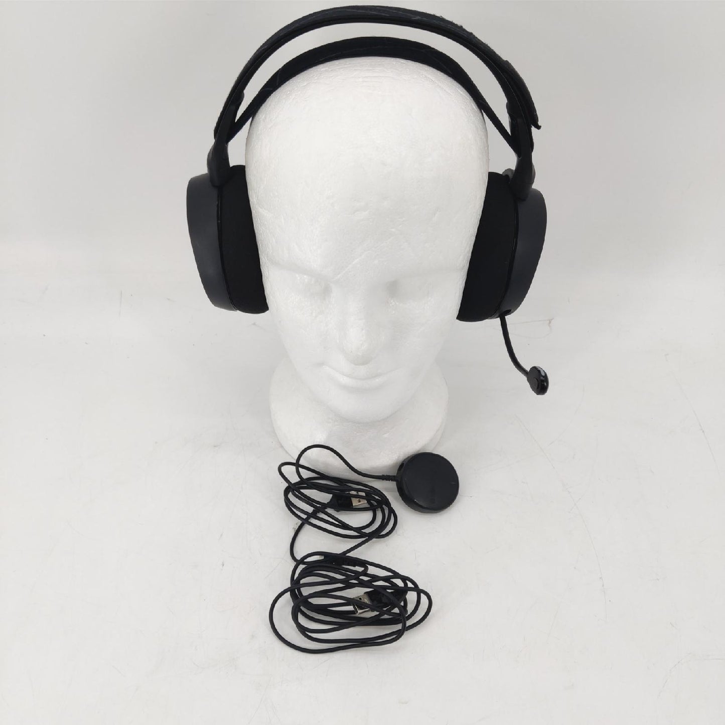 SteelSeries Arctis 7 Wireless Headset DTS X mit Gebrauchsspuren ohne Audiokabel