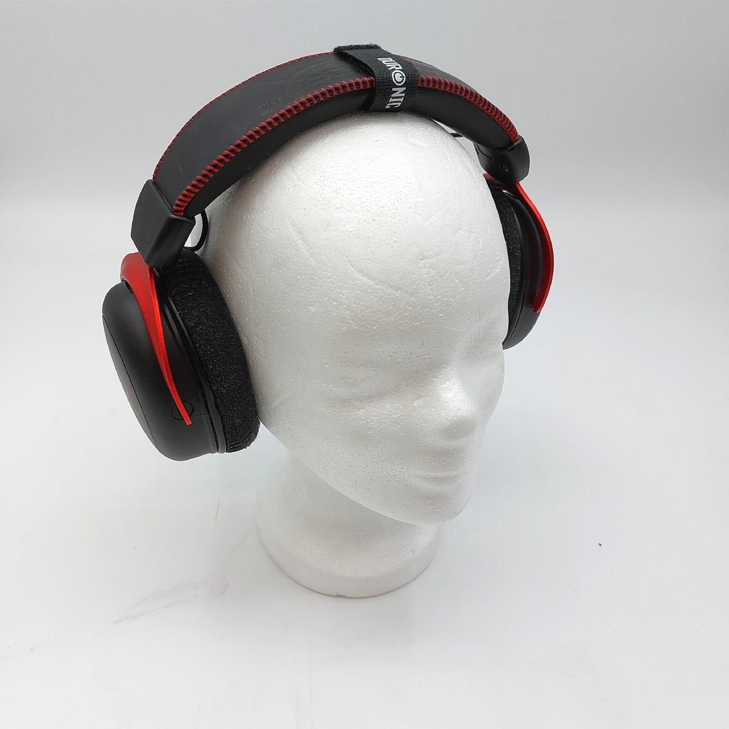 HyperXCloud II WirelessGaming HeadsetfürPC,PS5,PS4,langlebigerAkkubiszu - Defekt