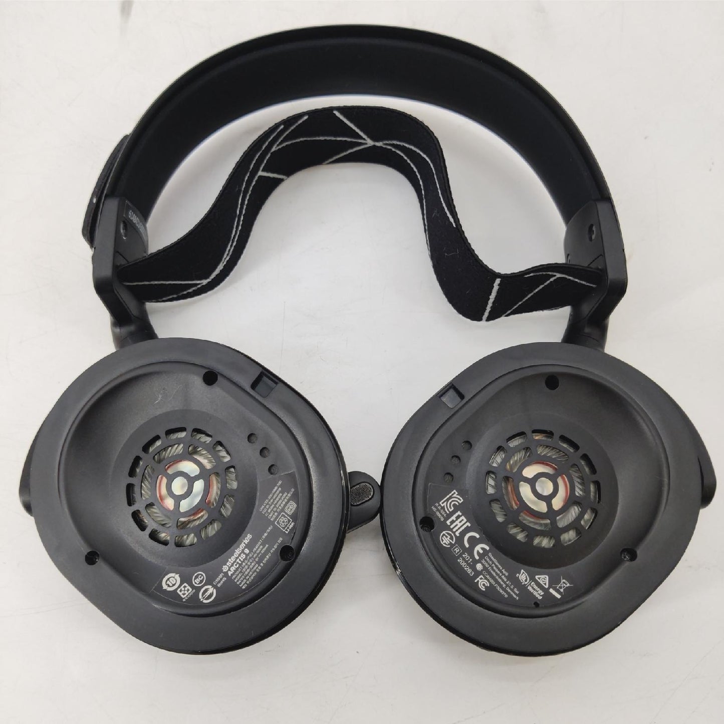 SteelSeries Arctis 9 Dual Wireless Gaming Headset mit Gebrauchsspuren ohne Ohrpolster
