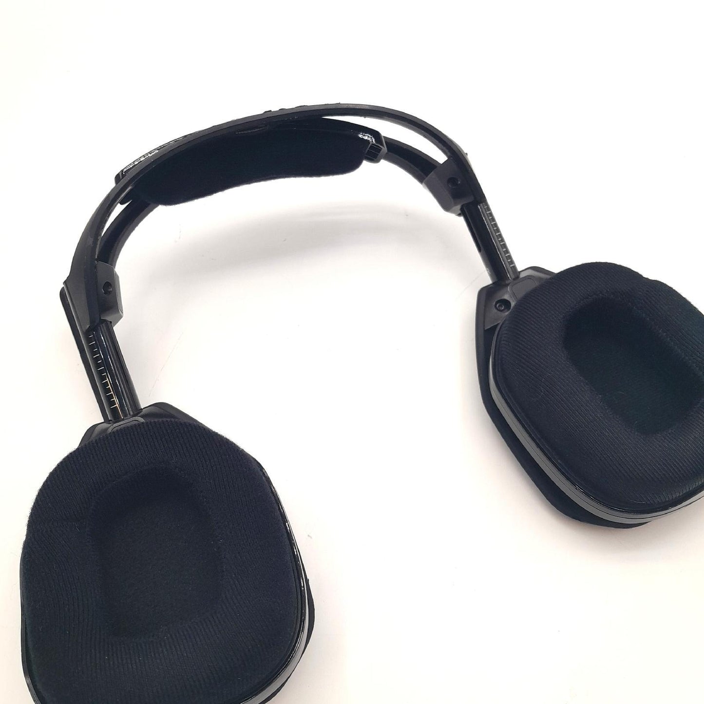 ASTRO A50 Drahtloses Gaming Headset Ladestation mit Gebrauchsspuren Station_sound_qualität_performance