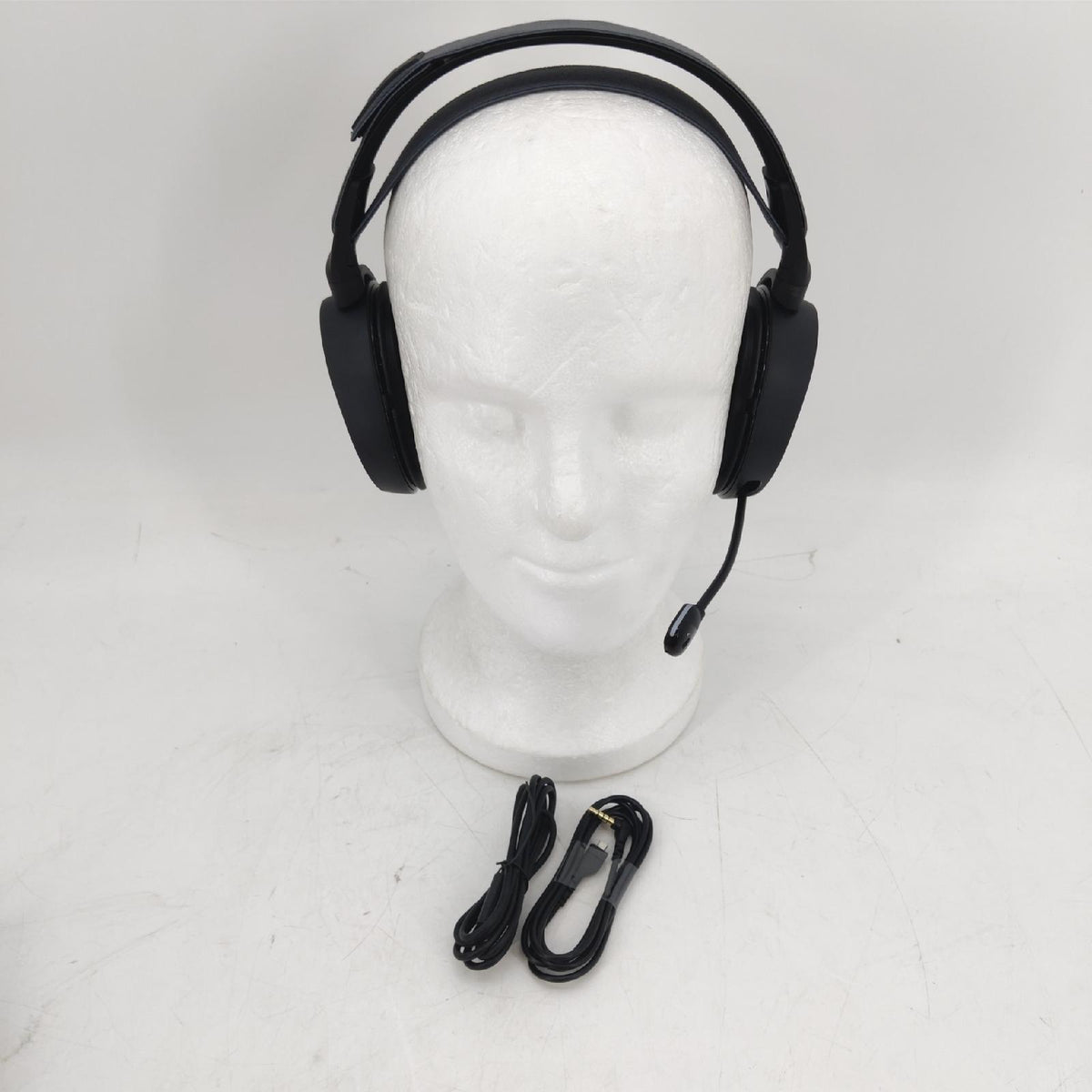 SteelSeries Gaming Kopfhörer Drahtlos Ultimativer Sound PS5 PS4 mit Ohrpol