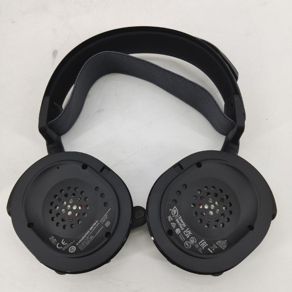 SteelSeries Gaming Kopfhörer Drahtlos Ultimativer Sound PS5 PS4 mit Ohrpol