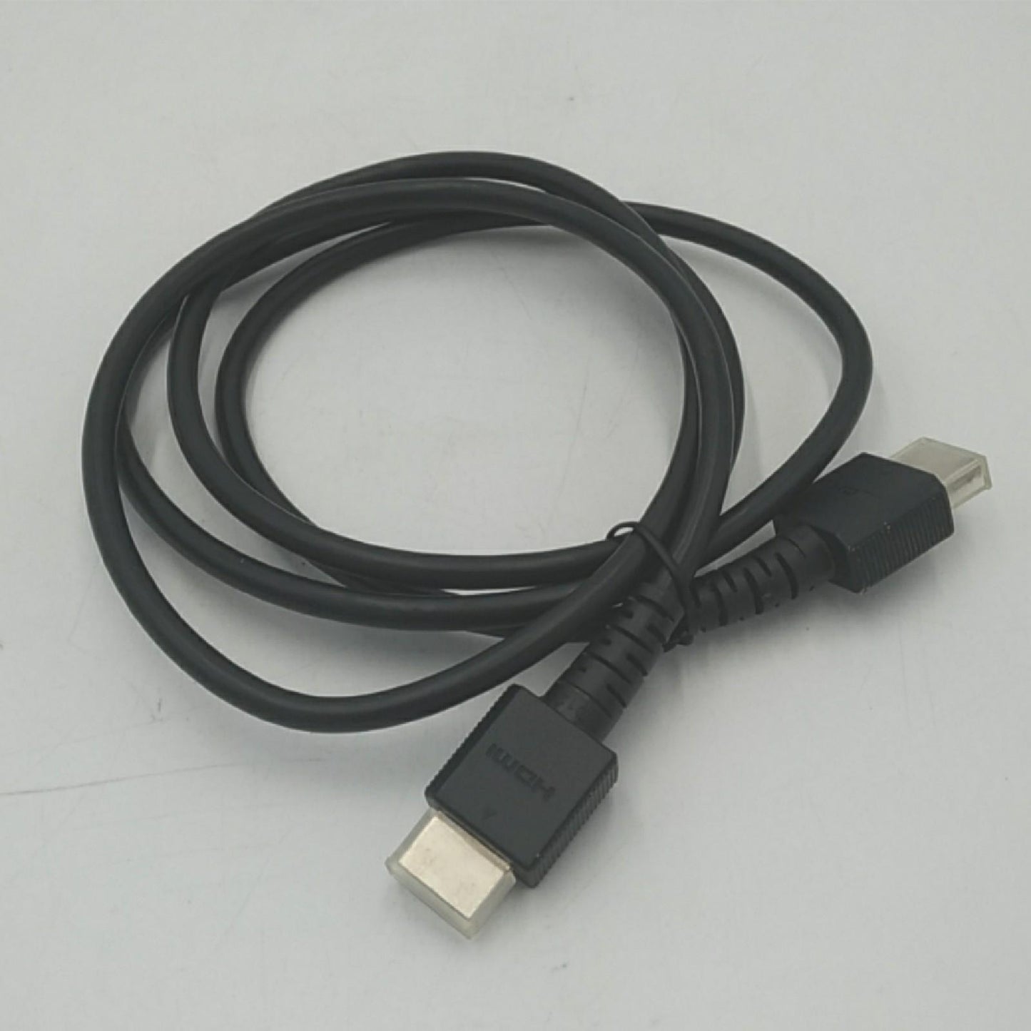 Amazon Basics 4K-HDMI-Kabel, 3 m, 18 Gbit/s Highspeed mit Ethernet, 4K@60Hz, 2160p, Schwarz