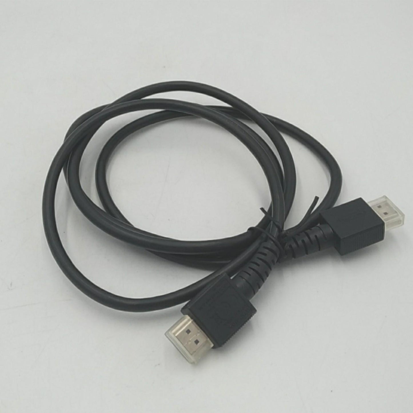 Amazon Basics 4K-HDMI-Kabel, 3 m, 18 Gbit/s Highspeed mit Ethernet, 4K@60Hz, 2160p, Schwarz