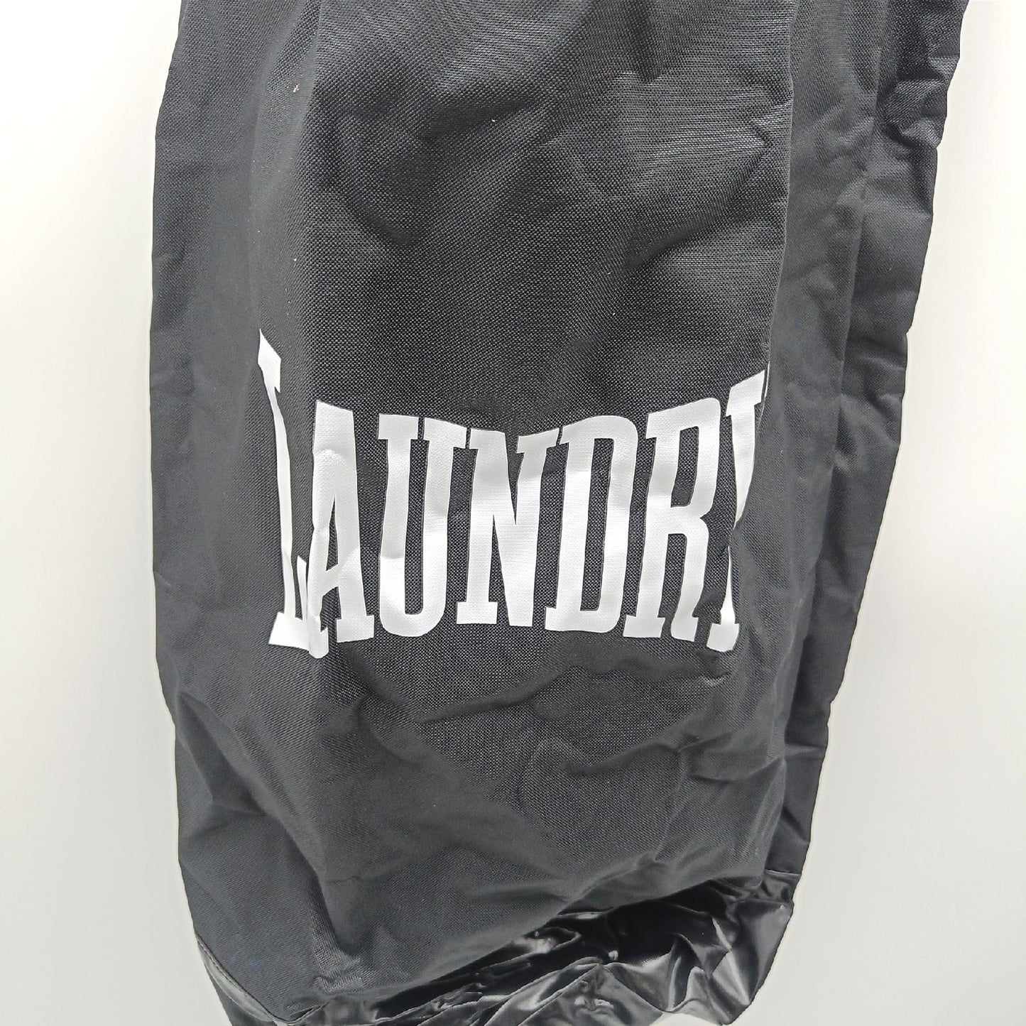 Suck UK Wäschekorb Haushaltswaren Punching Bag Waschbehälter Geschenk Wäschebox