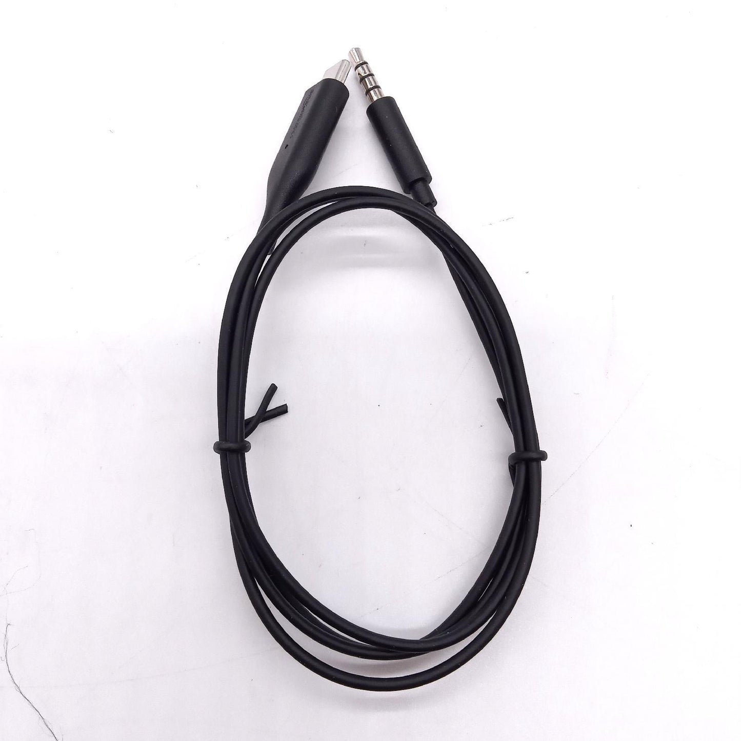AmazonBasics Aux Kabel Audio Zubehör USBC auf 35 mm Stecker 09 Meter Schwarz Soundqualität
