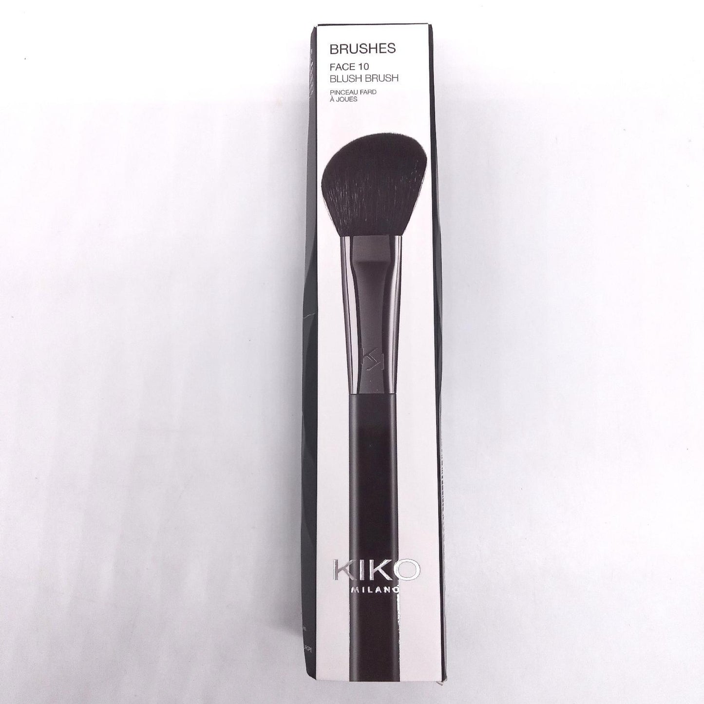 KIKO Milano Face 10 Blush Brush Schrägschnitt für Blush Lands und (14,99)