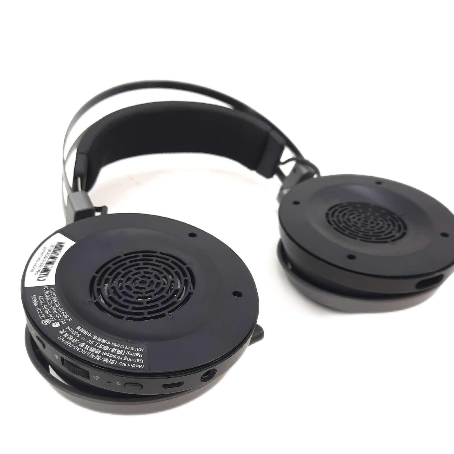 Razer Nari Ultimate Gaming Headset THX Raum Audio Ohrpolster fehlen
