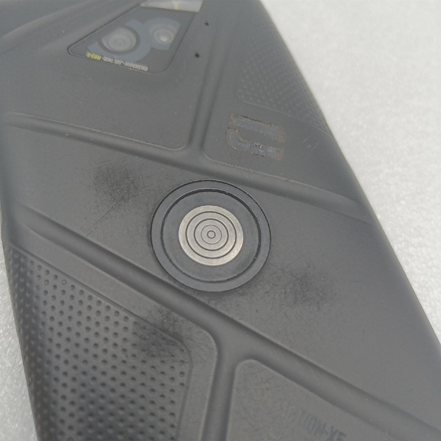Crosscall Smartphone Action X5 Outdoor Handy robust wasserdicht Action Cam geeignet für Abenteuer und Sport
