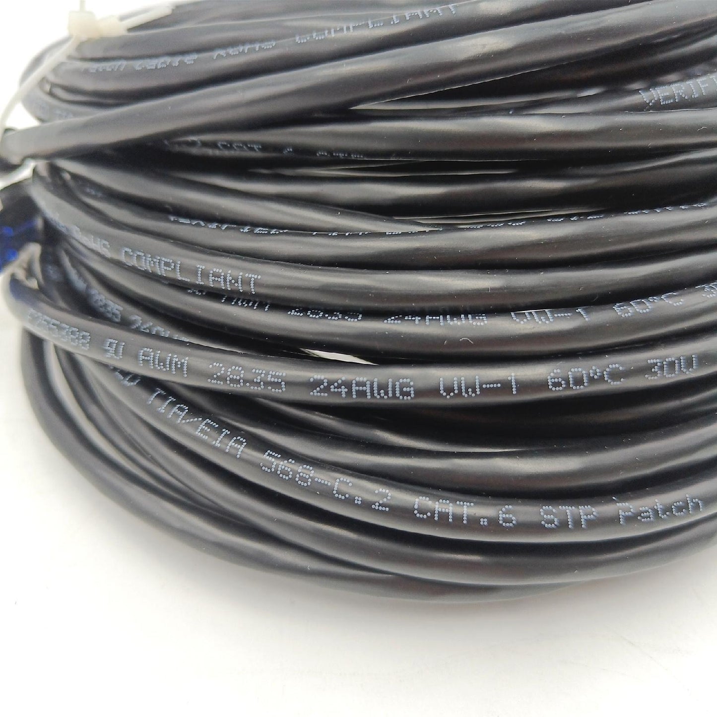 KabelDirekt Netzwerkkabel Ethernet Kabel LAN Patch Kabel Gigabit RJ45 Netzwerk Geschwindigkeit maximale