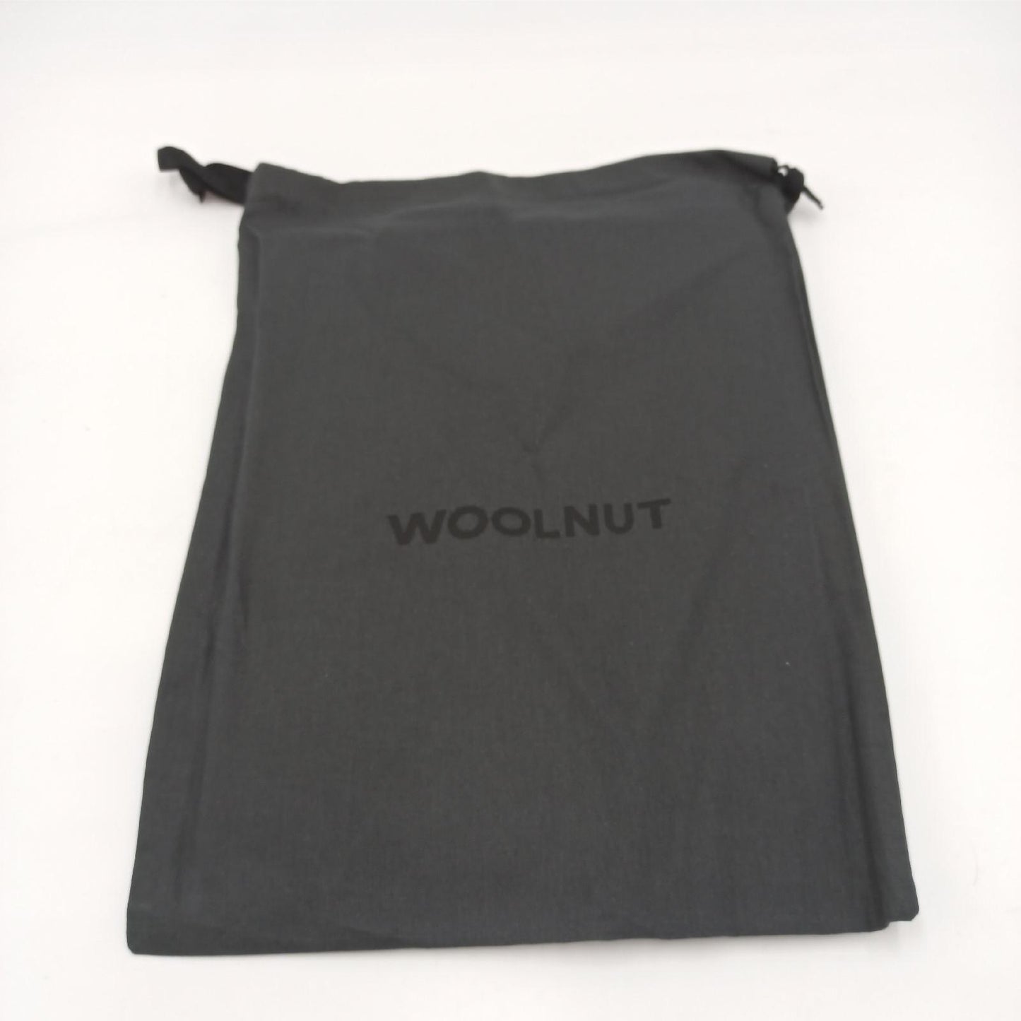 Woolnut Leder Sleeve Case Hülle Tasche für MacBook Pro 13 UNT Air 13/13.6 Zoll - Schwarz