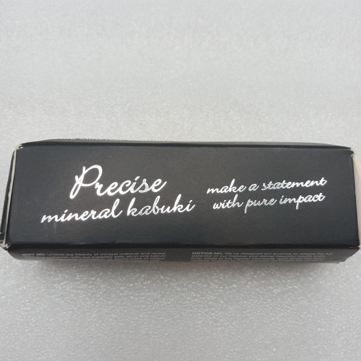 Mii Cosmetics Präzise Mineral Kabuki-Pinsel