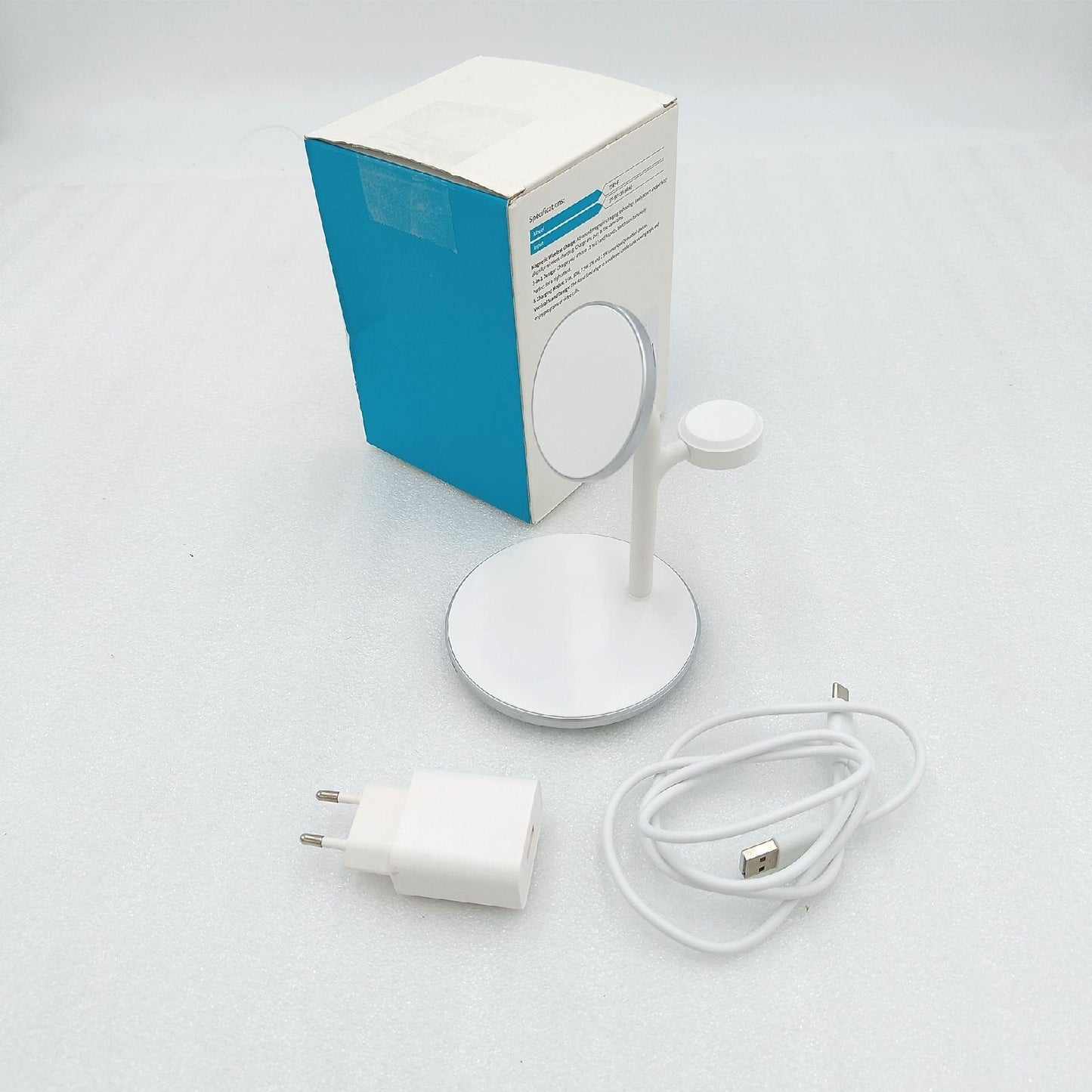 3 in 1 Kabellos Ladestation,Induktive Ladestation,15W Wireless Charger Kompatibel mit Mag Safe Ladegerät für iPhone 16 15 14 Pro Max/Plus,iWatch Ultra/8/7/SE/6/5/4,AirPods