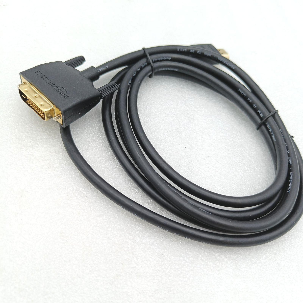 Amazon Basics HDMI zu DVI Adapterkabel 183 Meter bidirektional vergoldet 1080P Schwarz