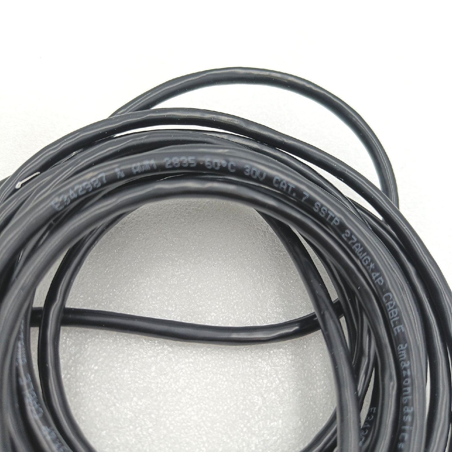 Amazon Basics Patchkabel Netzwerktechnik Ethernet Cat7 Gigabit Schwarz 45 Meter Reichweite