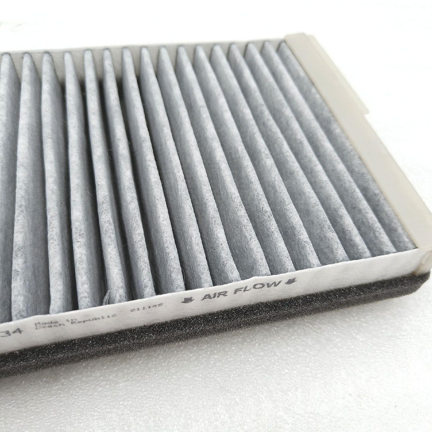 MANN FILTER Innenraumfilter Fahrzeugfilter CUK 2534 Aktivkohle Pollenfilter für
