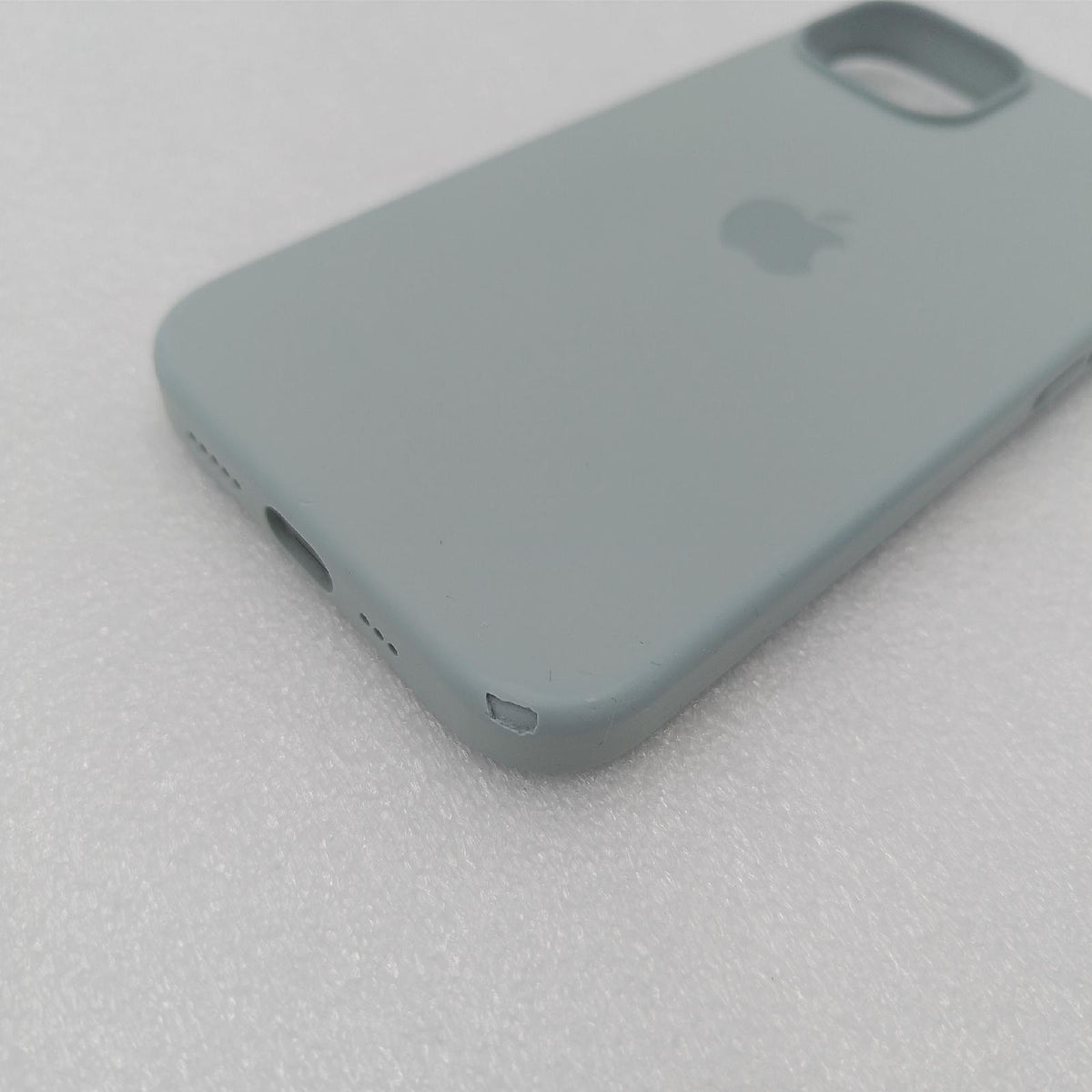Apple iPhone 14 Silikon Case mit MagSafe - Agavengrün ???????