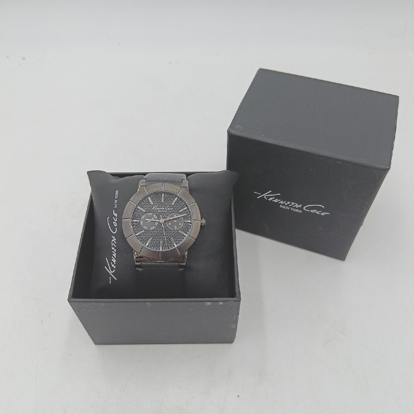Kenneth Cole Herrenuhr Armbanduhren Uhren IKC1929 elegant stilvoll modern