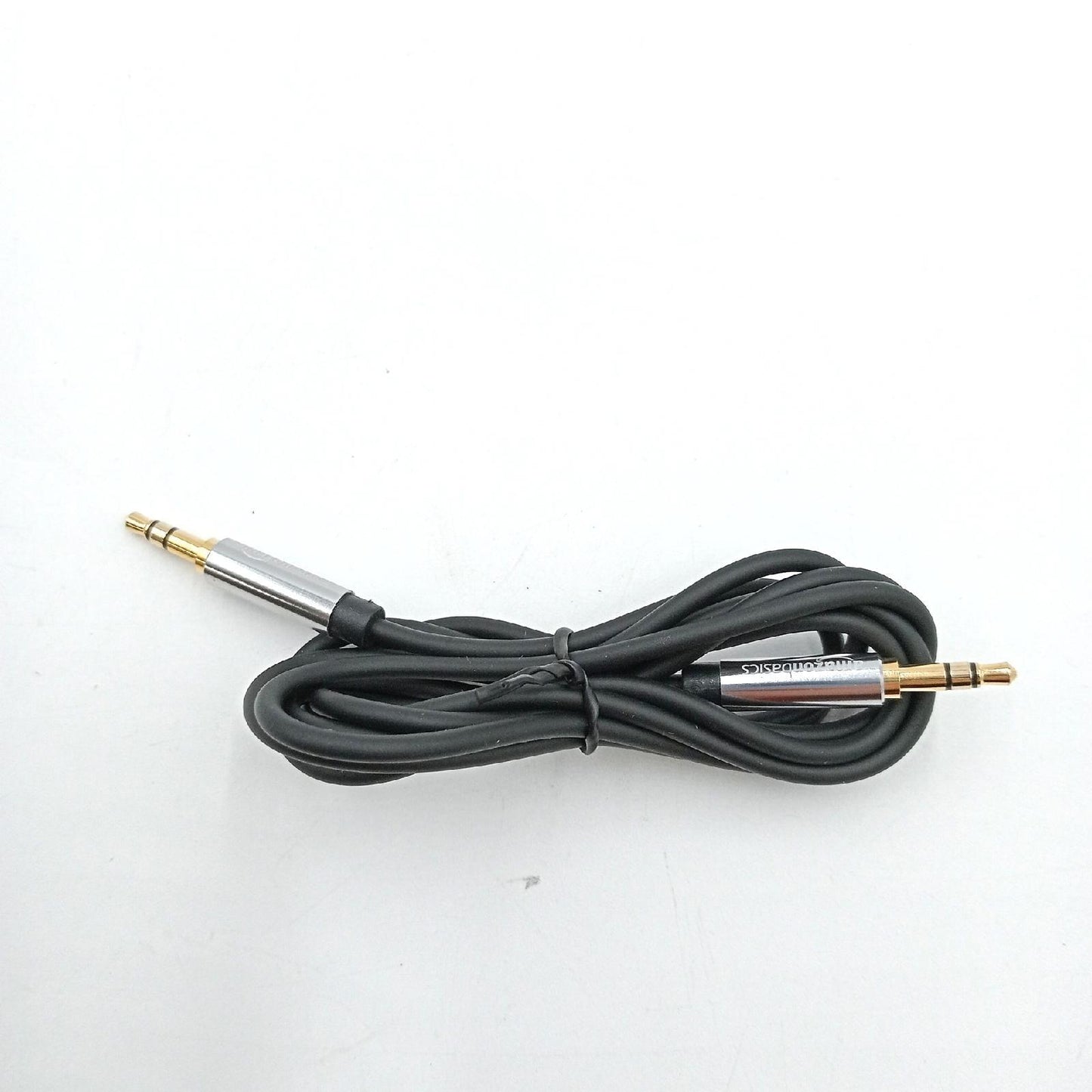 Amazon Basics Auxiliary Kabel 3,5 mm Klinkenstecker auf 3,5 mm Klinkenstecker 1.2 m 2er Pack Schwarz Premium