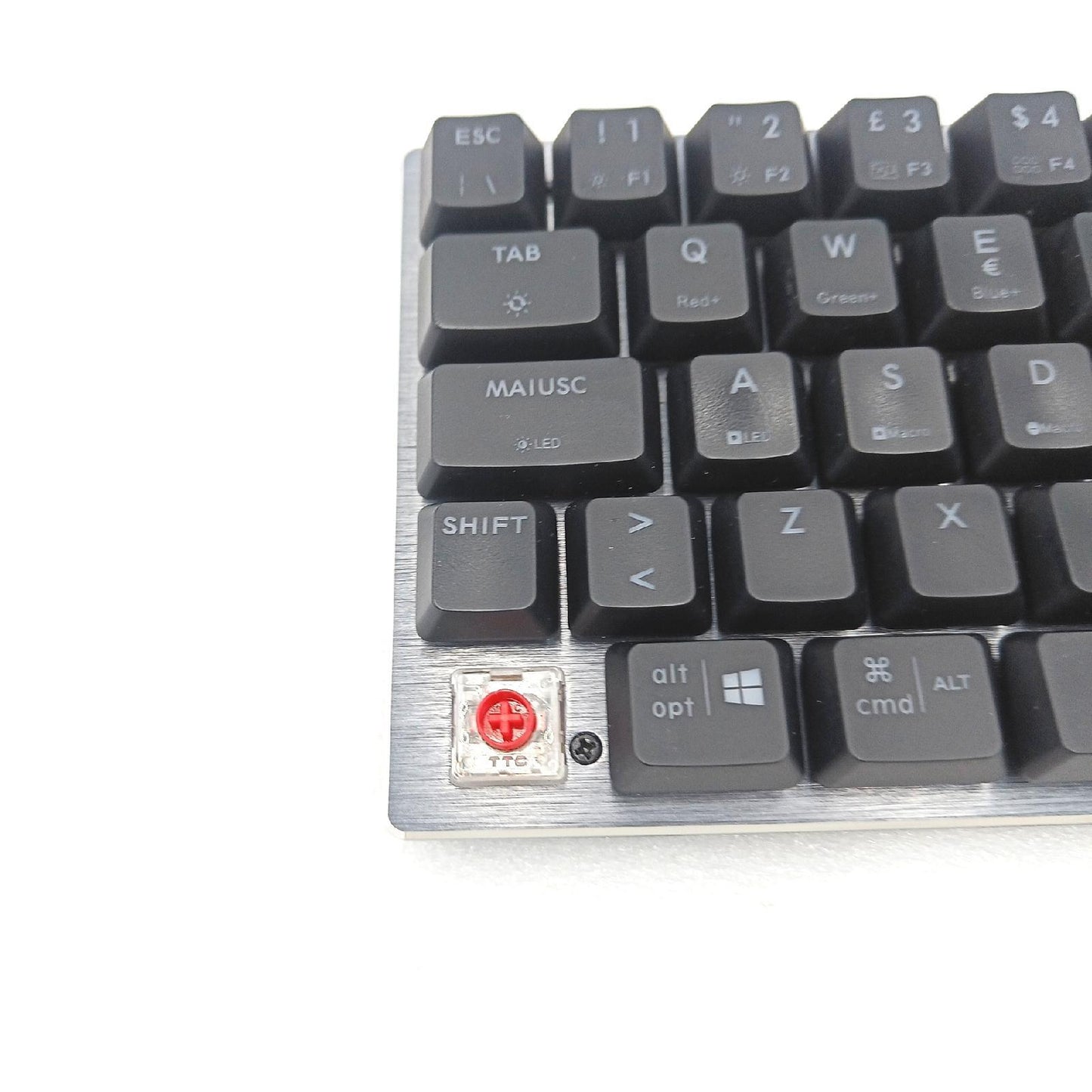 Cooler Master SK620 Tastatur 60 Prozent RGB Beleuchtung Space Grey fehlt Control Taste