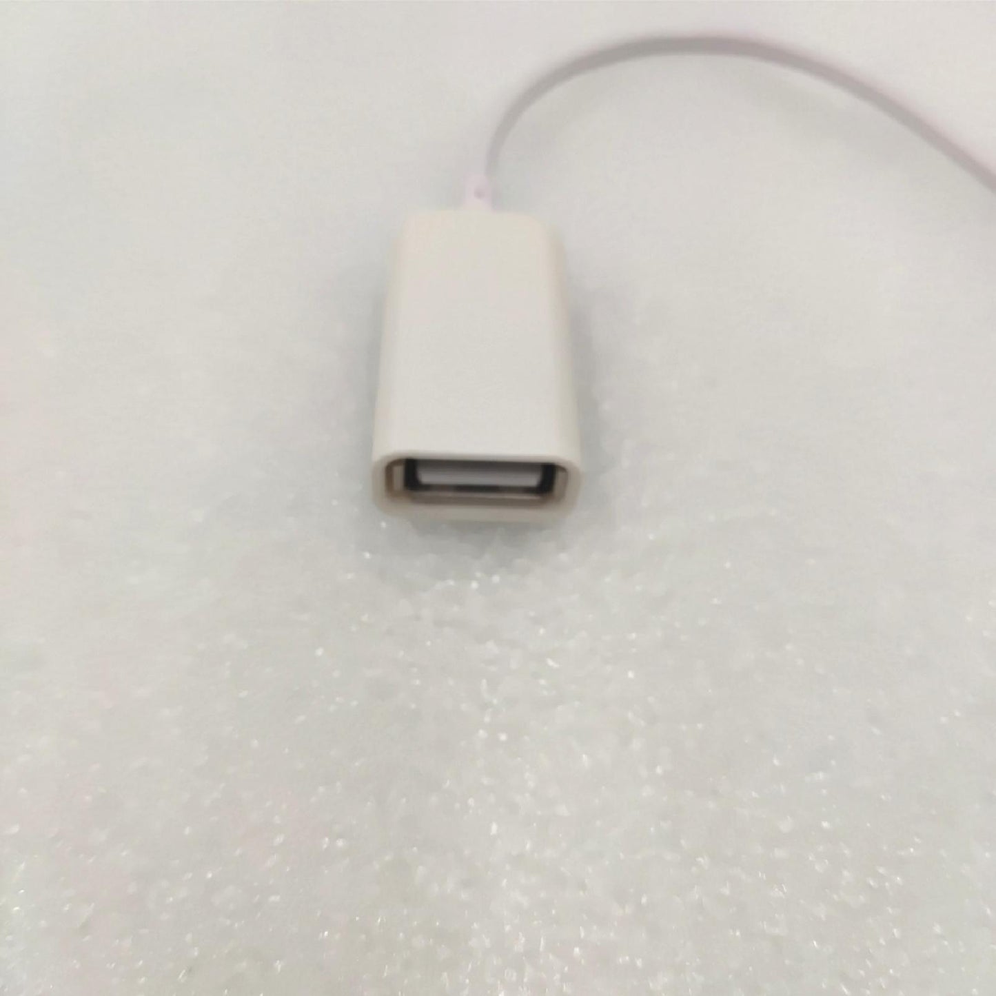 Oxsubor TM USB Weiblich zu DC 3.5mm männliches Auto AUX Adapter Fahrzeug Elektronik Music Sync Adapter