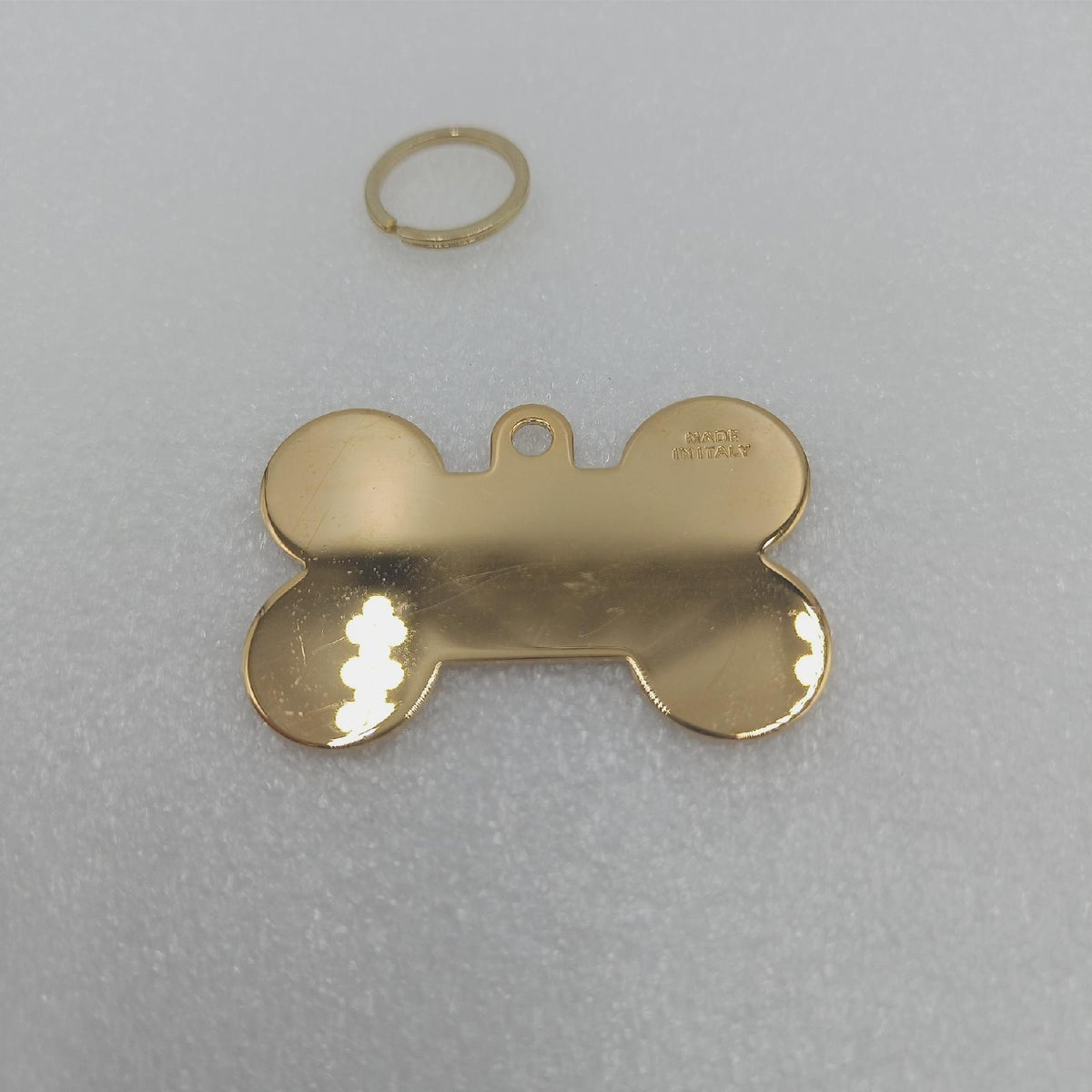My Family Medaille für personalisierten Hund in Italien  XL -Knochen  Hundeteller mit freiem Inzision  goldenes Messing  Basic Kollektion  48x31 mm