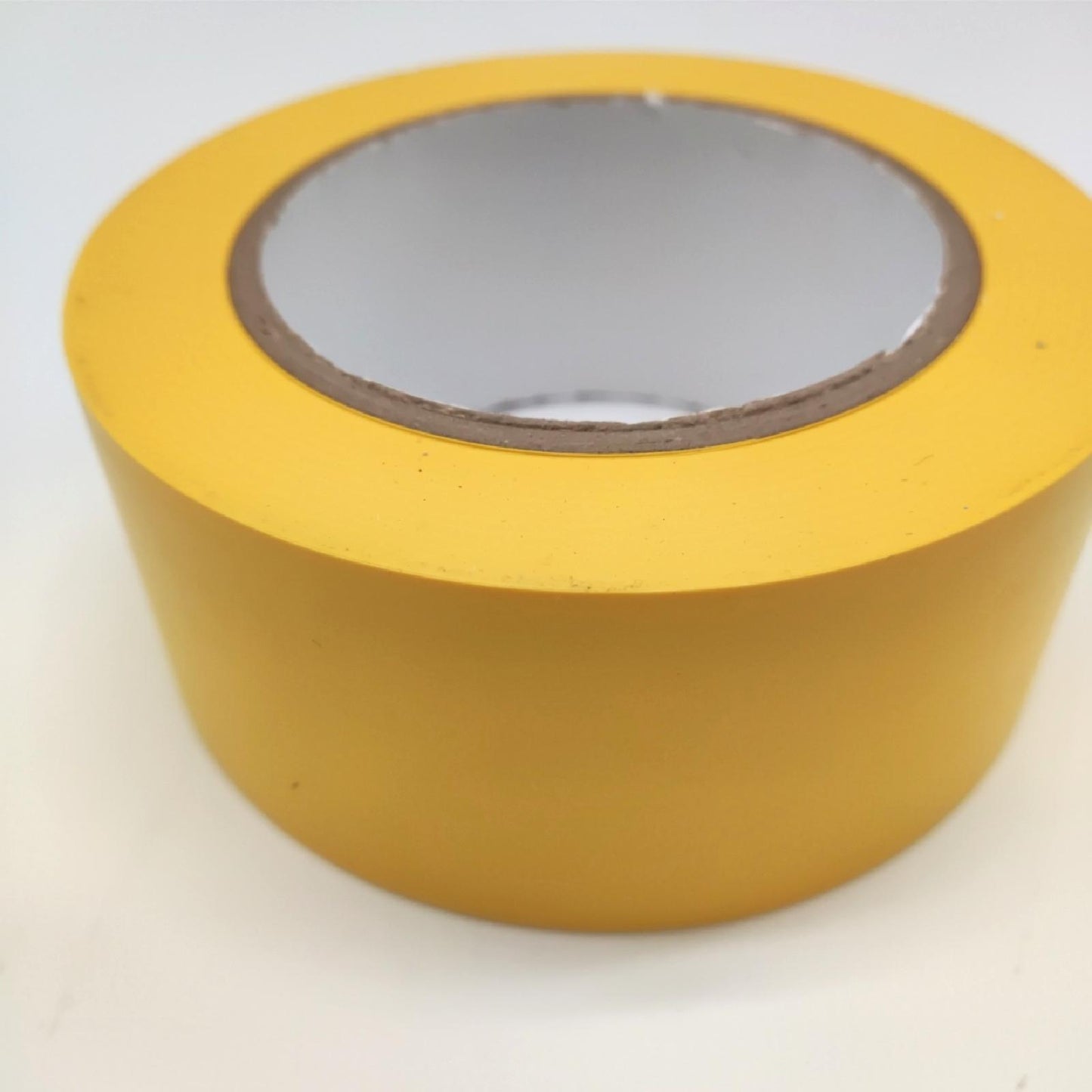 Eurotech PVC Bodenmarkierungsband Gelb Kautschuk Basis 33m x 50mm Markierungssystem innovativ Baustellen Effizient