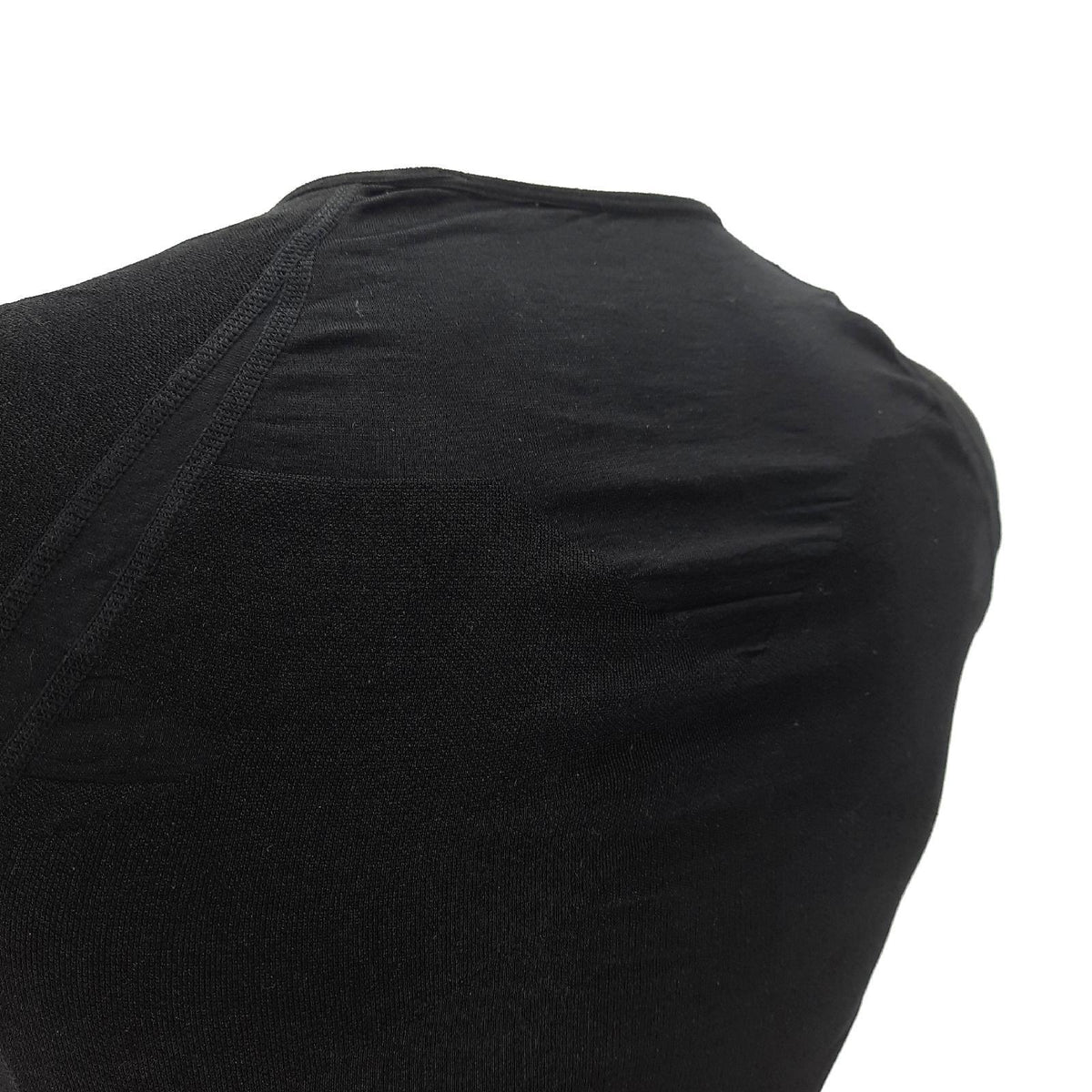Curveless Smart-Shirt Intelligentes T-Shirt  Haltungskorrektor  gegen Rückenschmerzen  Begradigt Rücken und Schultern  extremer Komfort  stimuliert die Muskeln