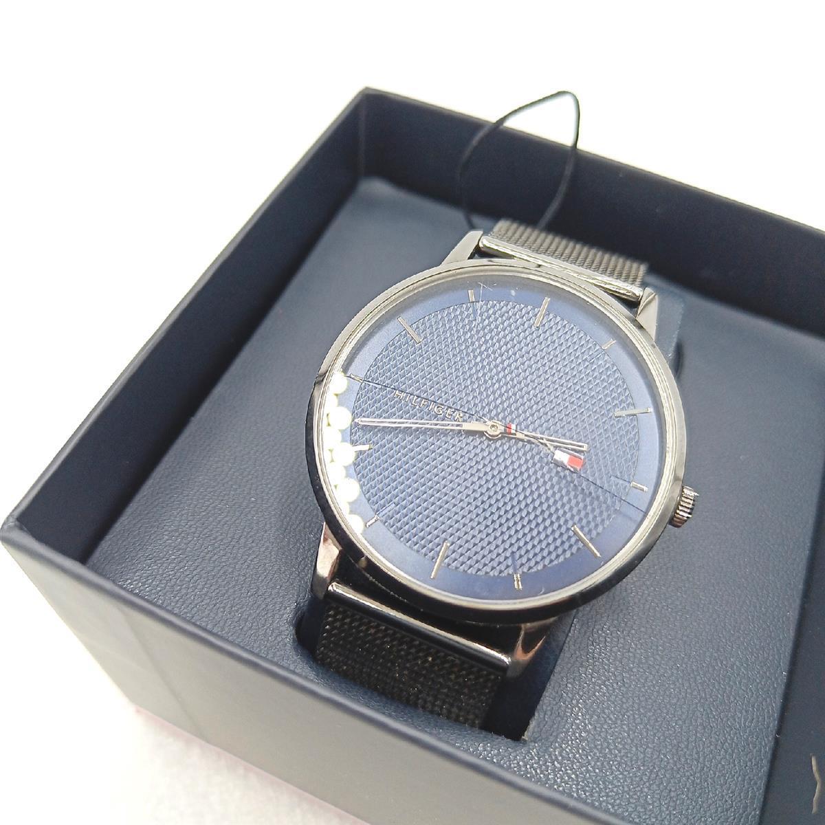 Tommy Hilfiger Analog Quarzuhr für Herren mit Rotguss Edelstahl-Mesh-Gliederarmband - 1791656