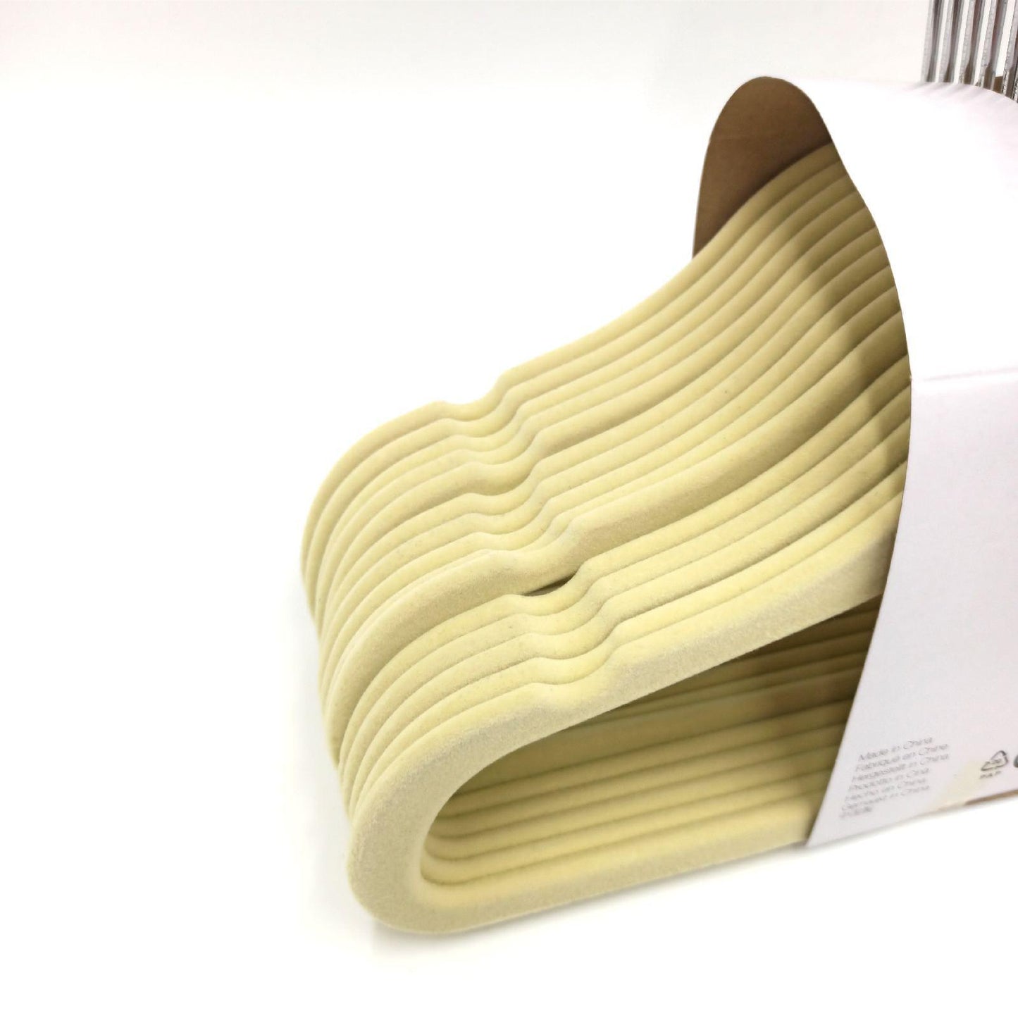 Amazon Basics Kinderkleiderbügel Home Storage 50er Pack Beige Samtbezug Ordnung Helfer