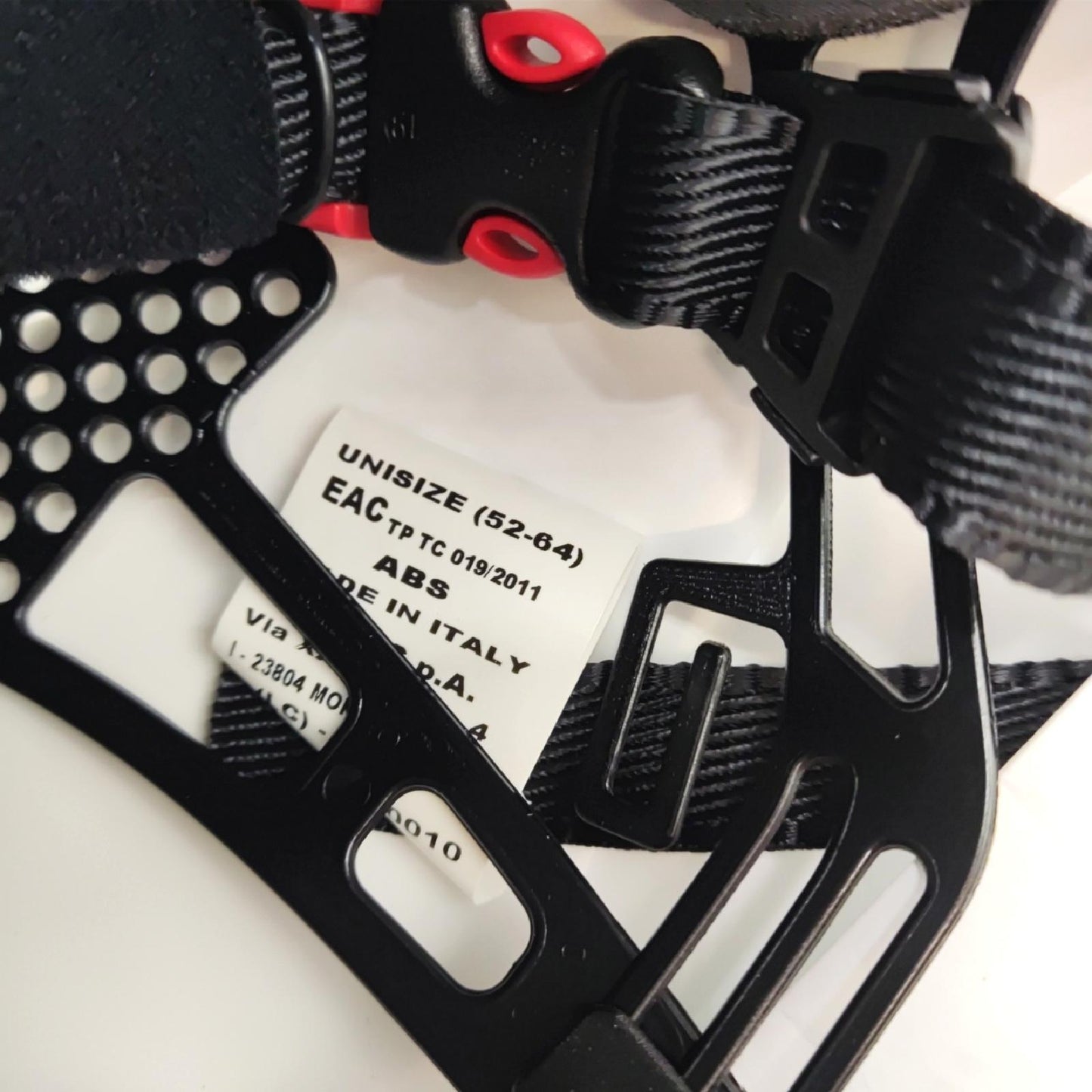 Kong. Mouse Sport Kletterhelm, Bergsteigen, Klettersteige, kompatibel mit Kopfhörer und Visier, Sicherheitshelm, CE EN 12492, 375g, Einheitsgröße, verstellbar 52-64,cm, Made in Italy, Weiß