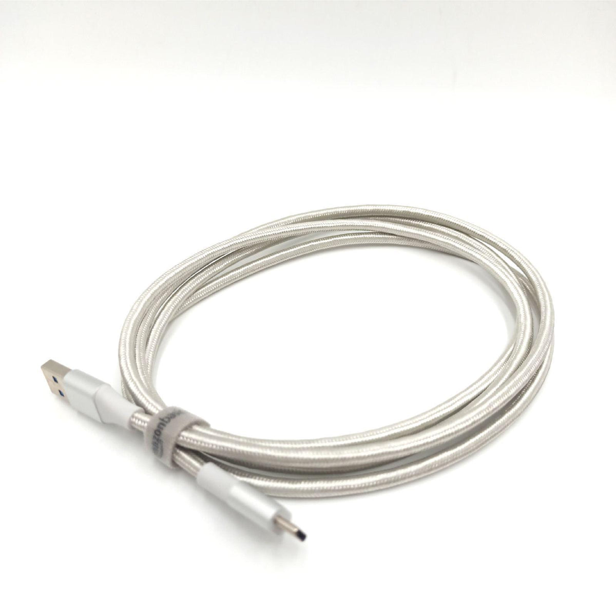 Amazon Basics Verbindungskabel  USB-C auf USB-A  3.1-Standard der 1. Generation  doppelt geflochtenes Nylon  1.8 m  Silberfarben