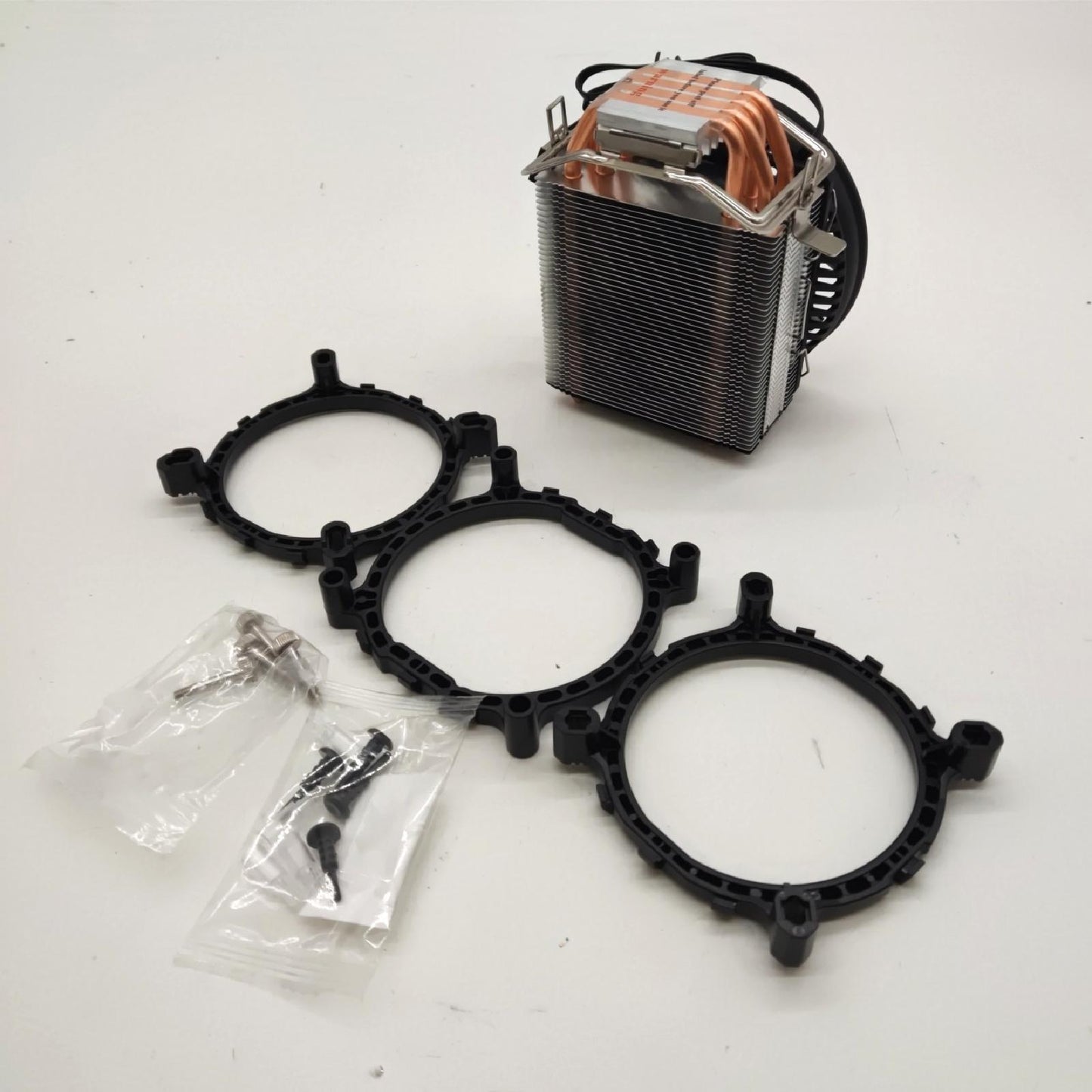 Mars Gaming MCPUBK, CPU Kühlkörper, 4 HCT Heatpipes, 160W TDP, Ultraleiser PWM 11cm Lüfter, Schwarz