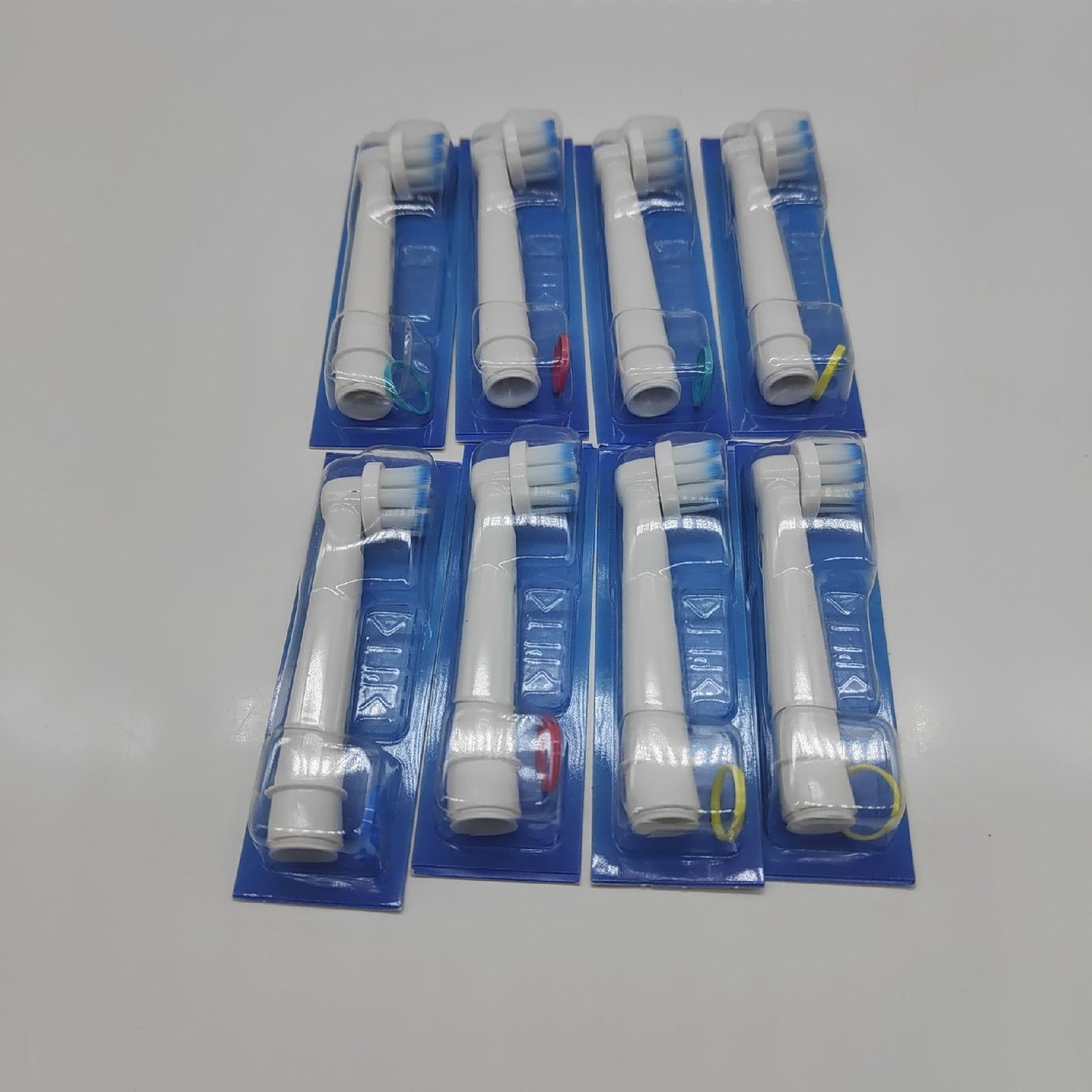 Oral-B Ersatzköpfe Pro Sensitive Clean 8 Köpfe Geeignet für Schlaglöcher (36,90)