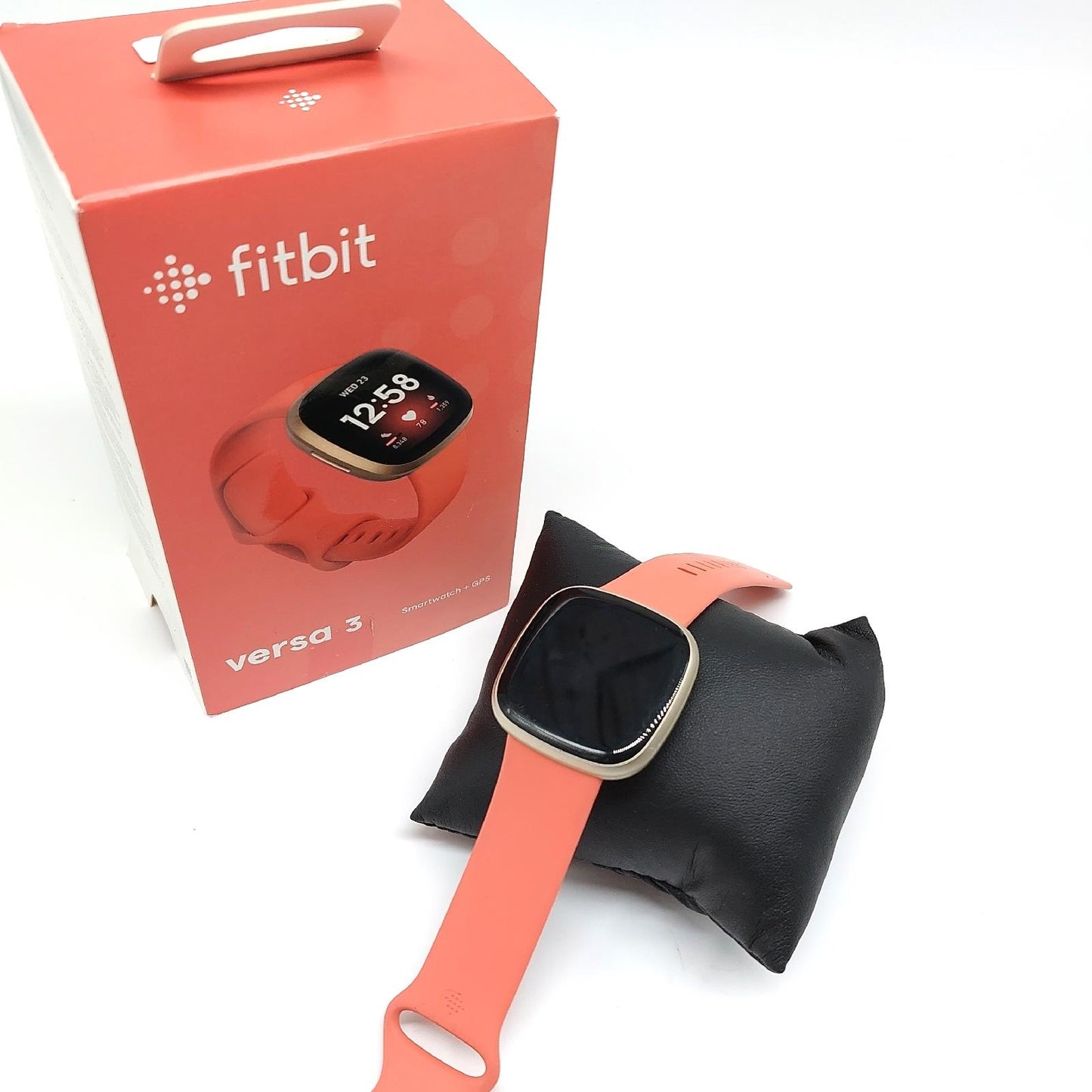 Fitbit Versa 3 Health Fitness Smartwatch mit 6-monatiger Premium-Mitgli - Defekt