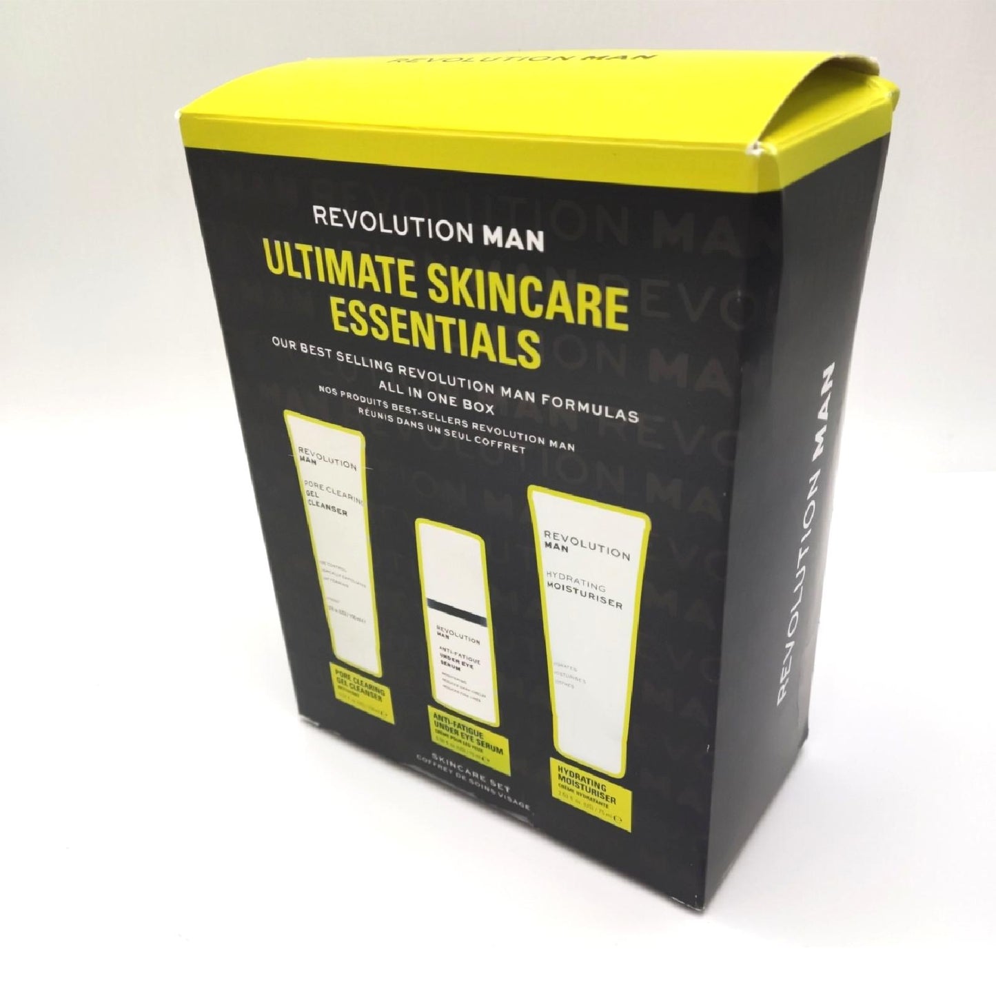 Revolution Man, ultimatives Hautpflege Essentials Geschenkset für Männer, inklusive Gesichtsreiniger, Feuchtigkeitscreme und Augenserum