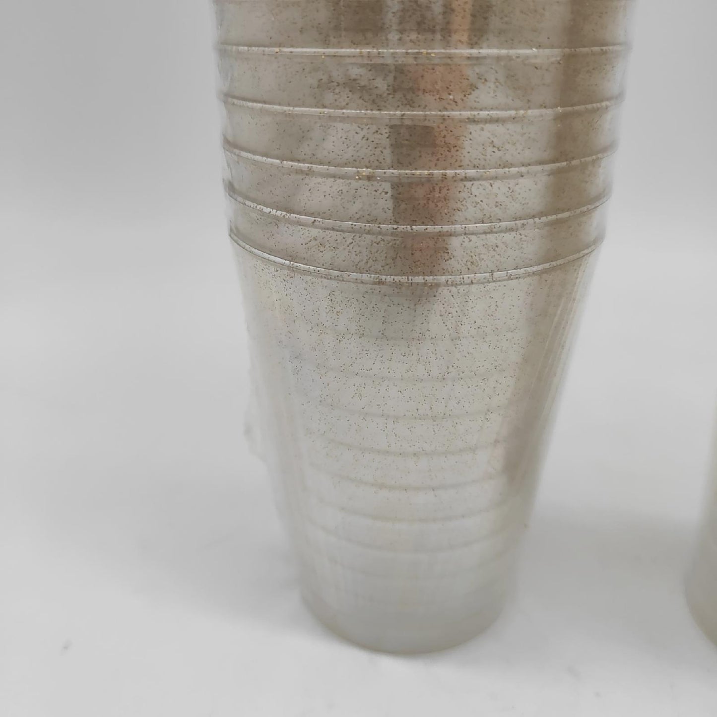 LAOYE Partybecher Kunststoffbecher Tischdeko Party Feierlichkeit Goldglitter Mehrweg