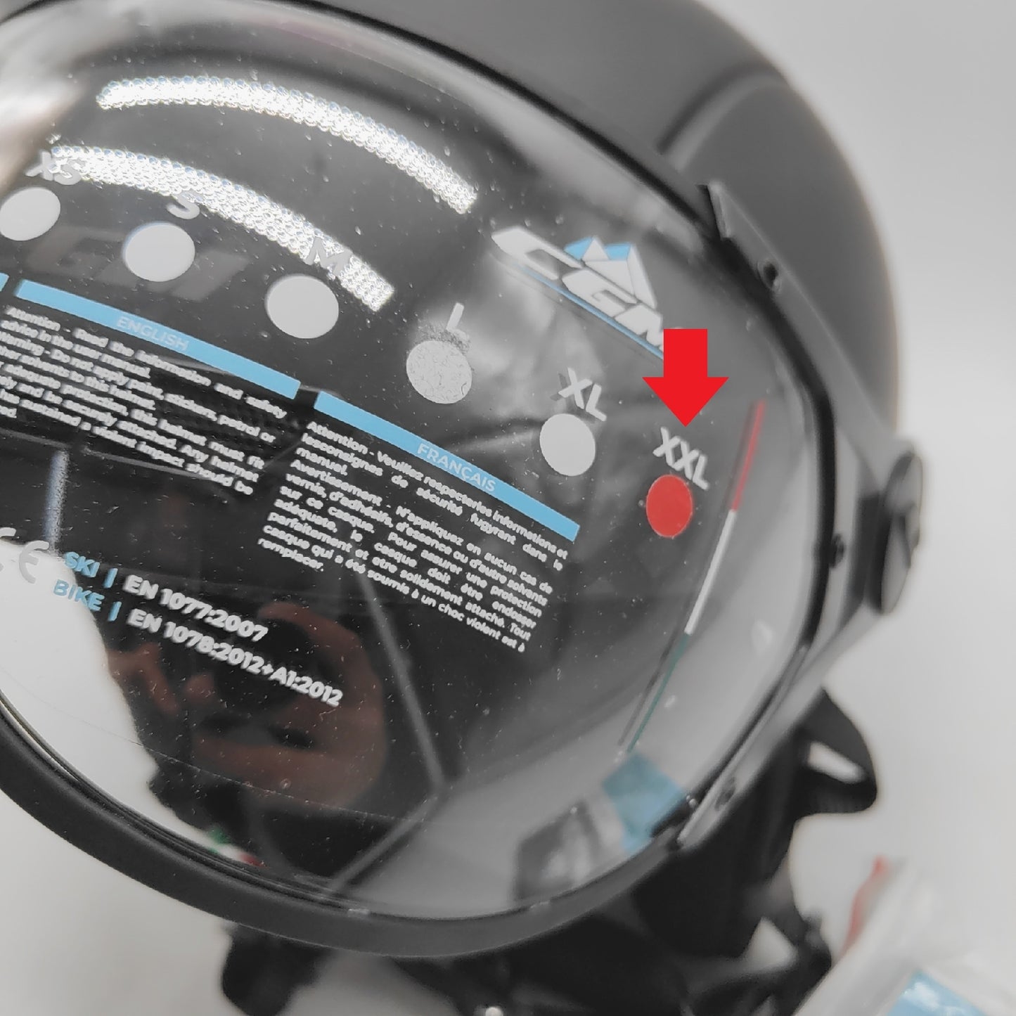 CGM Skihelm Sportausrüstung Winter Schutz Schwarz Grau Passform XXL 61 cm leicht und sicher