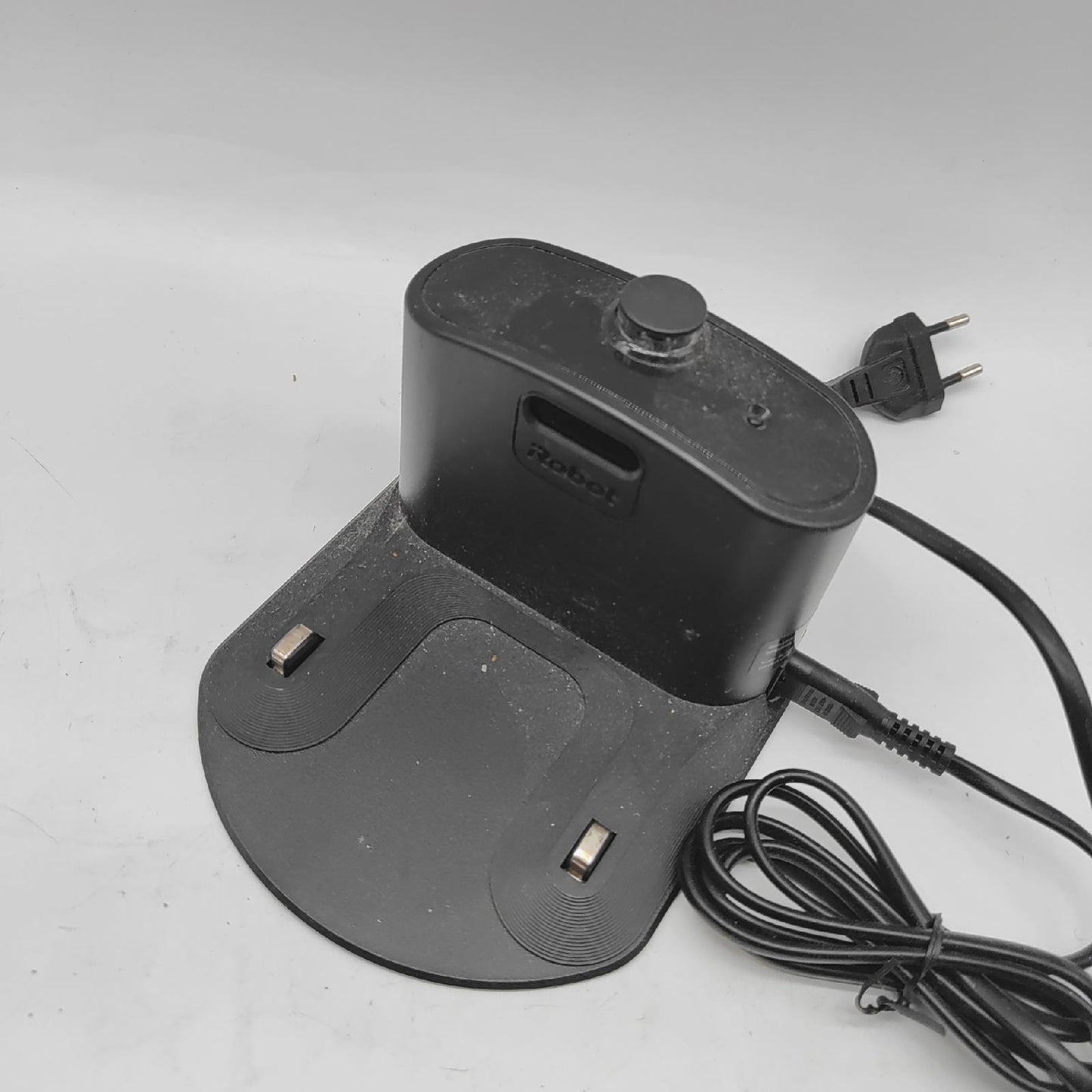 iRobot Roomba i7 (i7156) Saugroboter, 3-stufiges Reinigungssystem, inte - Defekt