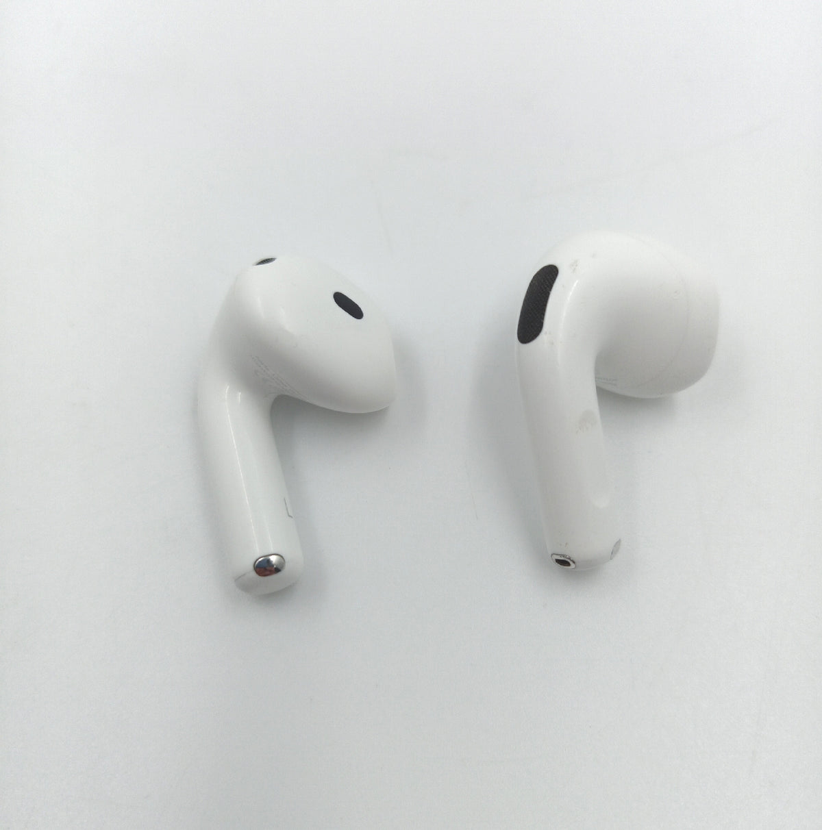 Apple AirPods 4 Drahtlose Bluetooth Kopfhörer ANC nur Case Ohrhörer
